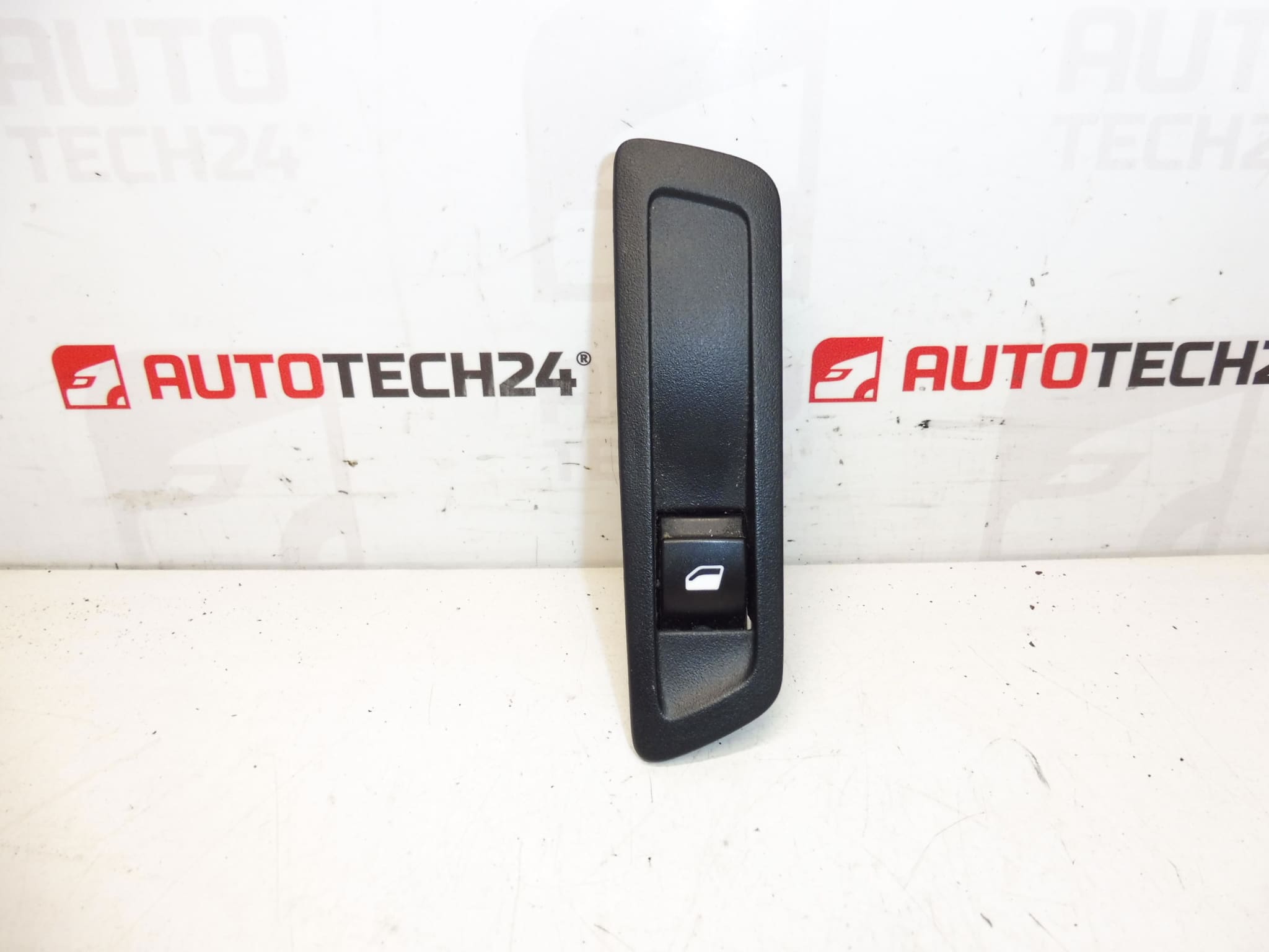 Vozač lijevog prozora Citroen C-Elysée Peugeot 301 9674873977