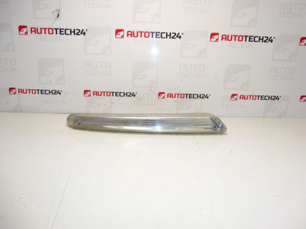 Desno farova Peugeot 807 630397