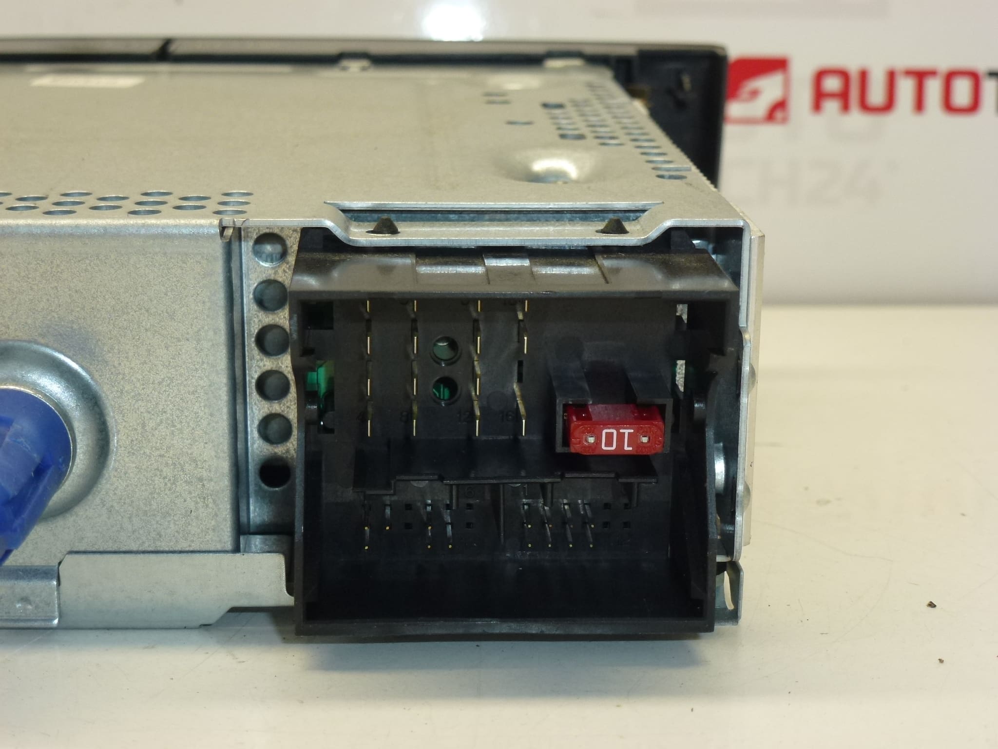 CD auto radio Continental RD4N1M Peugeot 308 96662671XH 6574QR - Slika 2