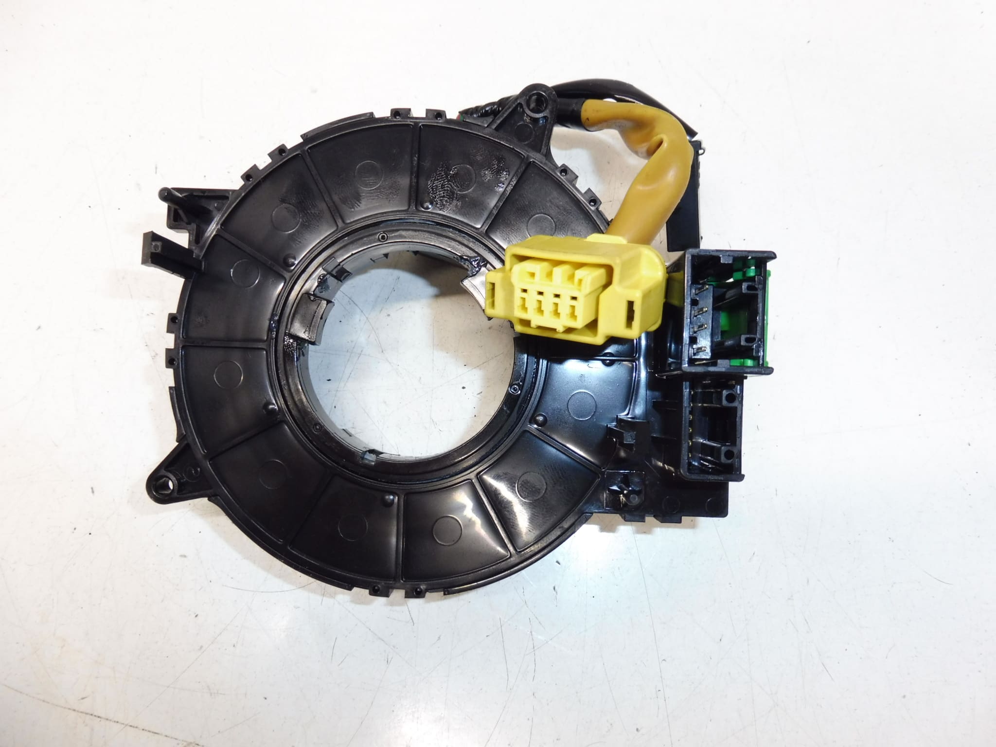 Rabljeni zračni jastuk za Citroën C-Crosser i Peugeot 4007 - 4112KZ - Slika 2