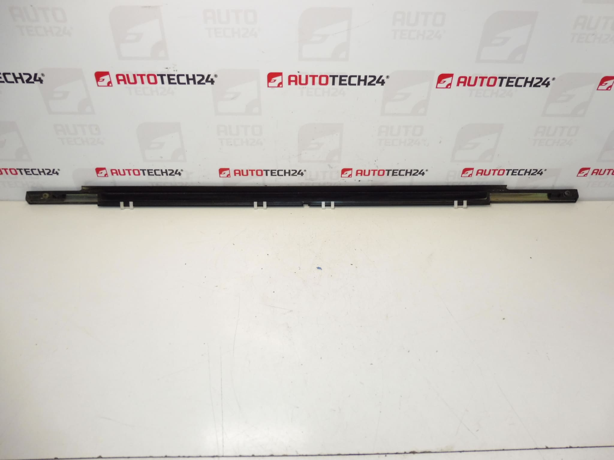 Stražnja vrata za Citroën C-Crosser / Peugeot 4007 (9309P6) - Slika 2