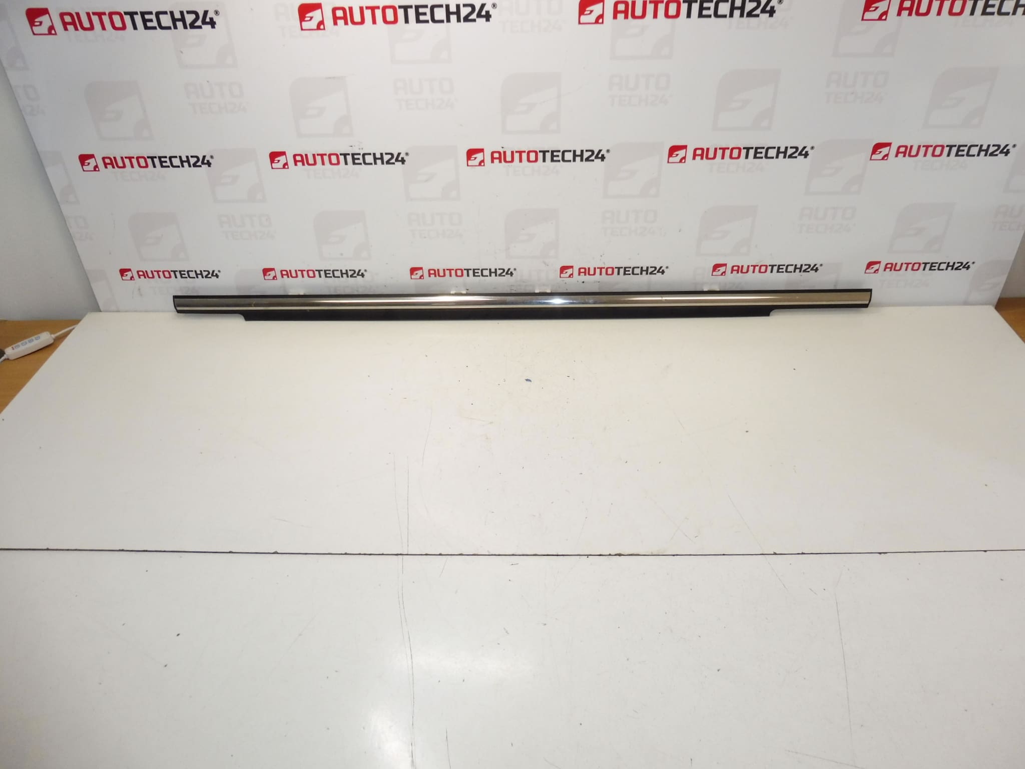 Citroen C-Crosser Peugeot 4007 9309P6 Stražnja vrata