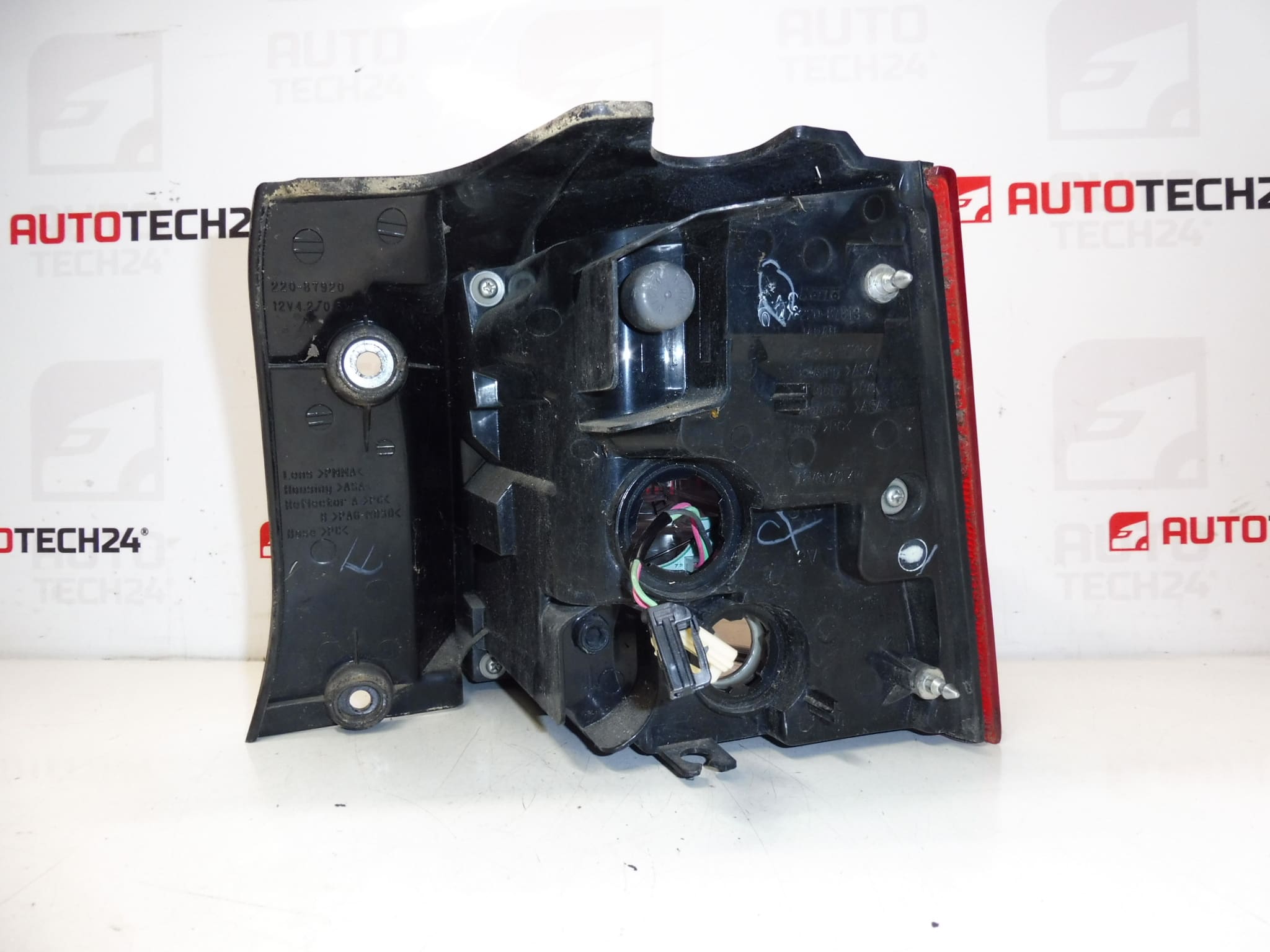 Stražnja lijeva svjetiljka, prljava, Citroën C-Crosser 6350EH - Slika 2