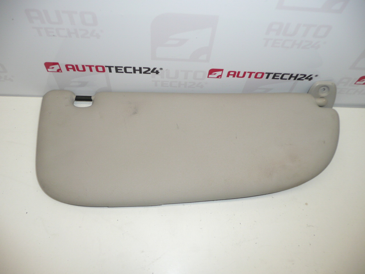 Štitnik od sunca za vozača Citroën Peugeot 8143HE