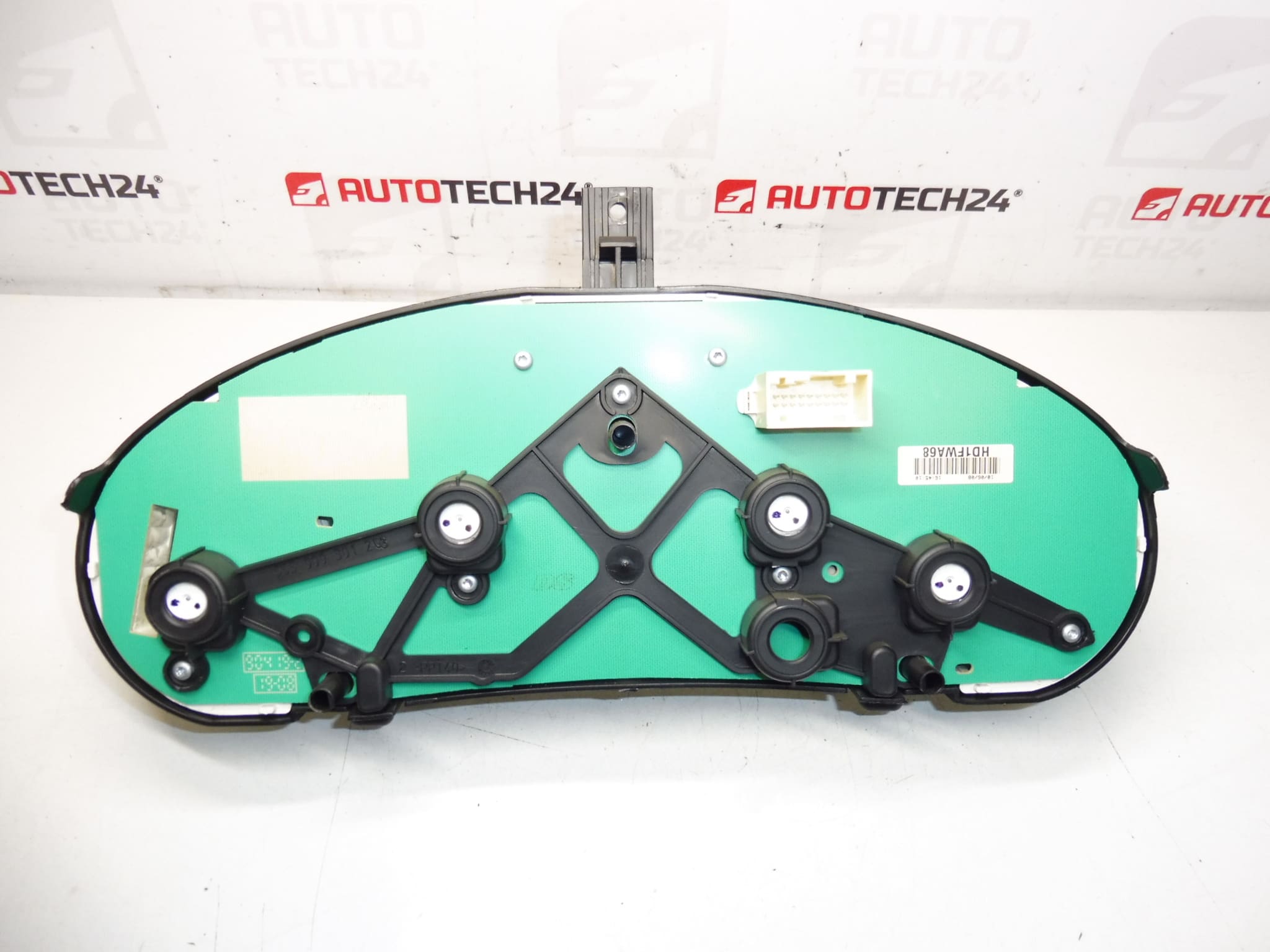 Alarmi brzinomjera Peugeot 206 66000 km 9656729180 6106LL - Slika 2