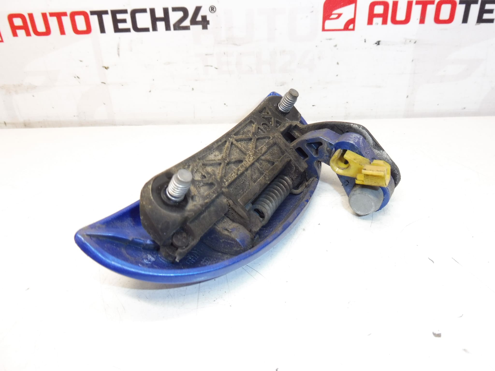 Lijeva ručka prednjih vrata Elx Citroën C1 Peugeot 107 9101AK - Slika 2