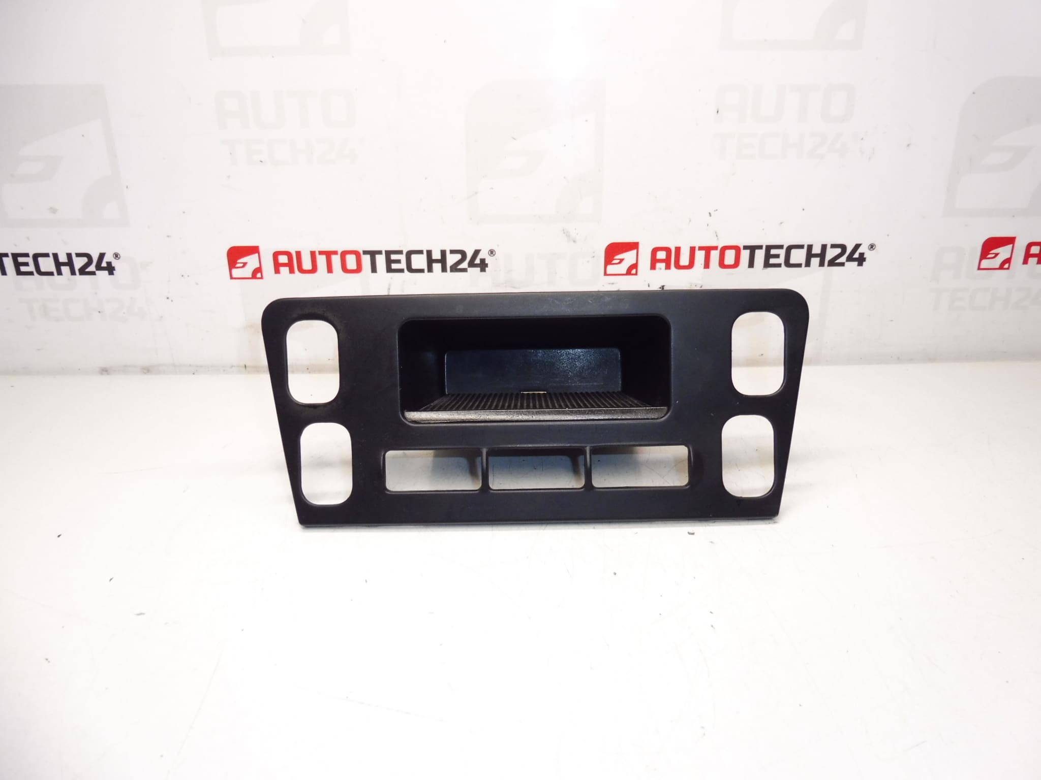 Nadzorna ploča Citroën Xsara 9642155577 821152