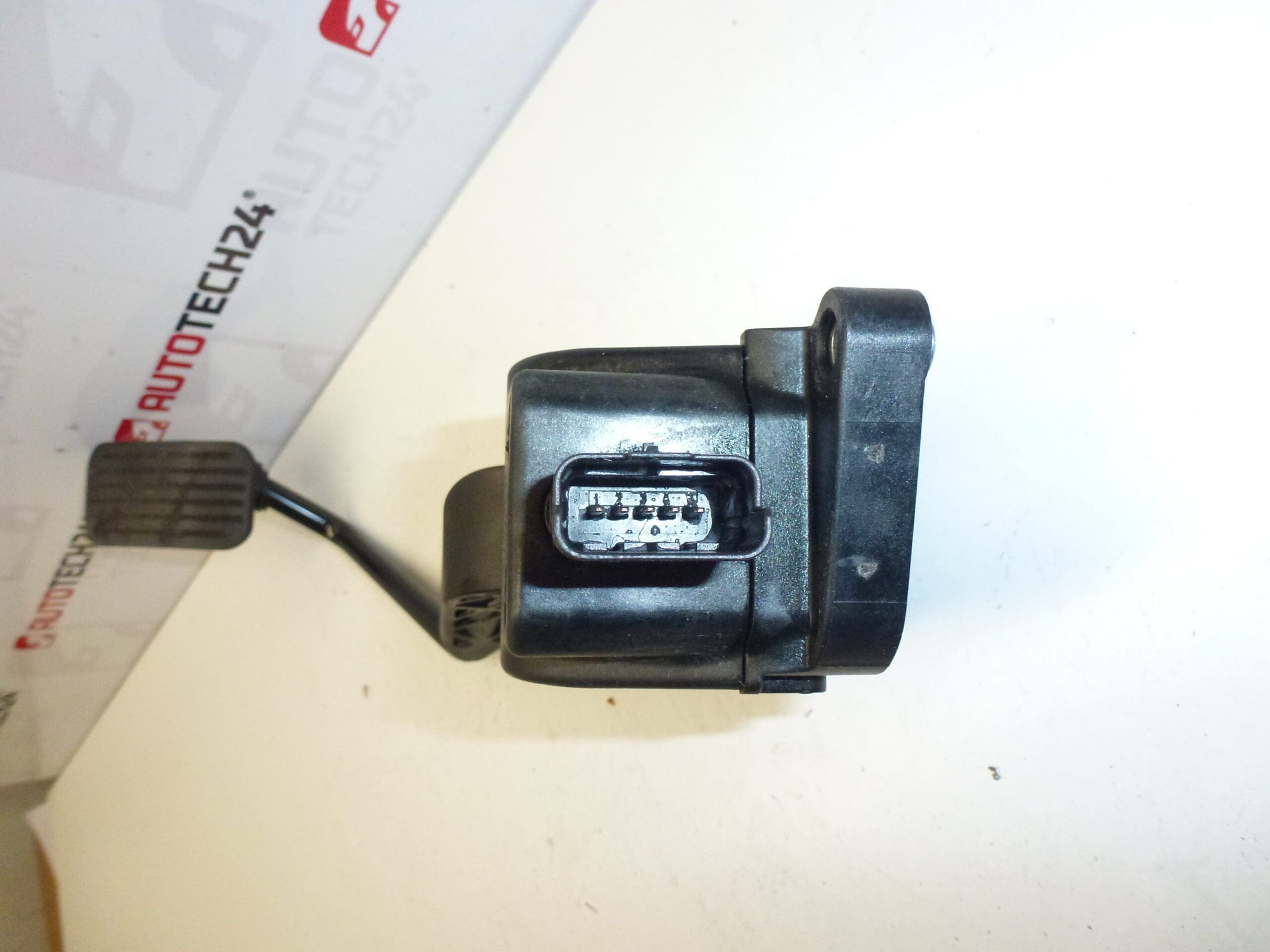 Pedala za gas Citroën Peugeot Bosch 9655467180 - Slika 2