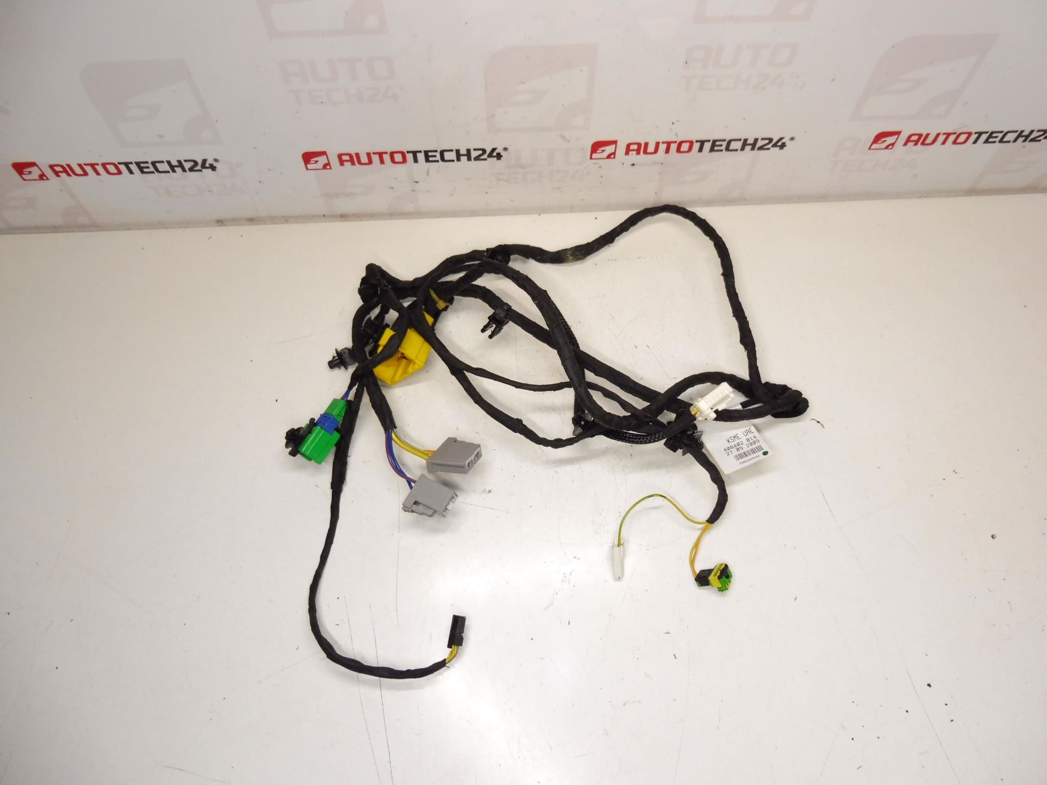 Peugeot 3008 5008 Kabelski pojas prednjeg lijevog sjedala 1602449-5 6545XS