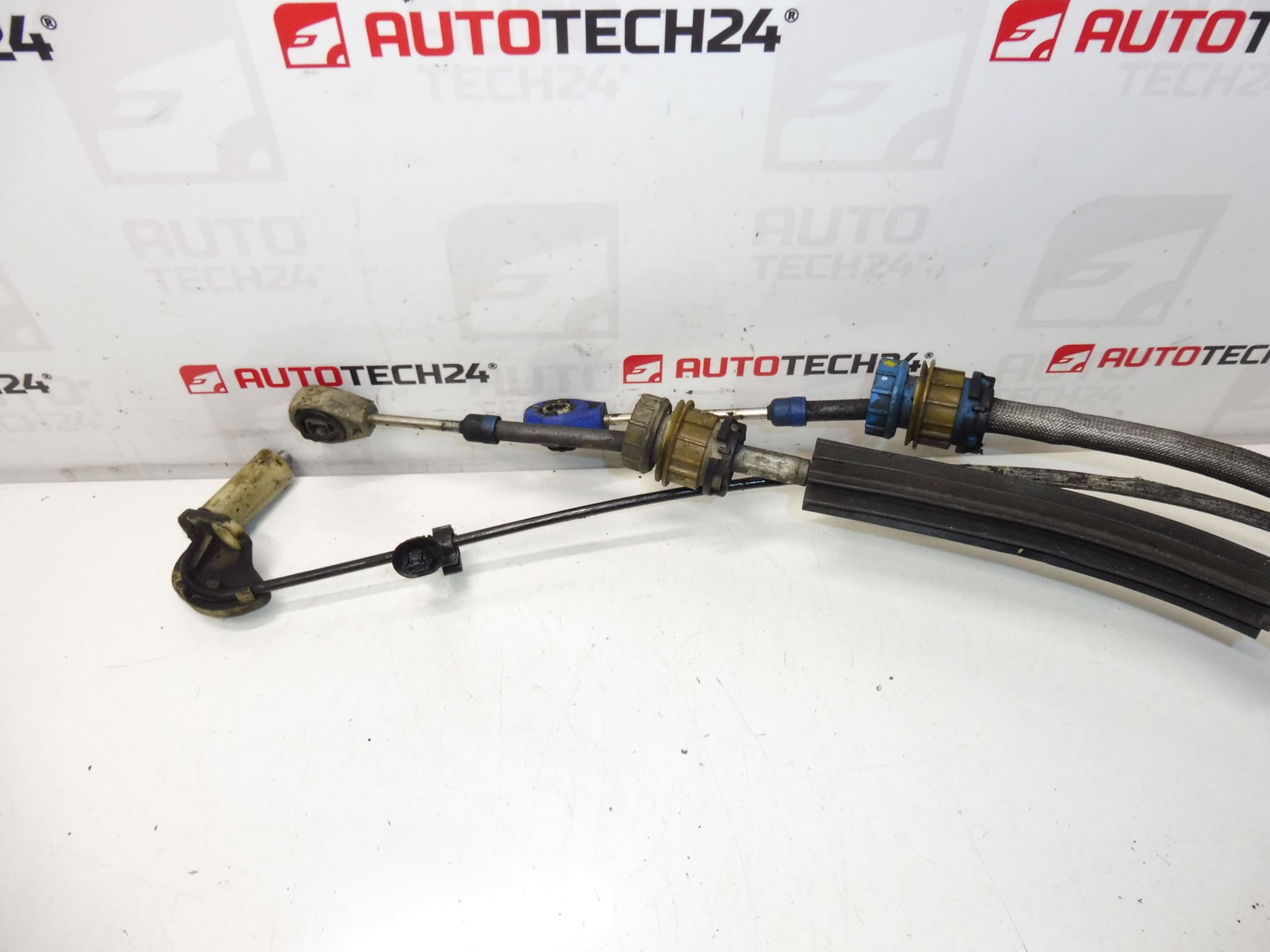 Peugeot 3008 5008 mjenjač 9672372580 2400KT - Slika 2