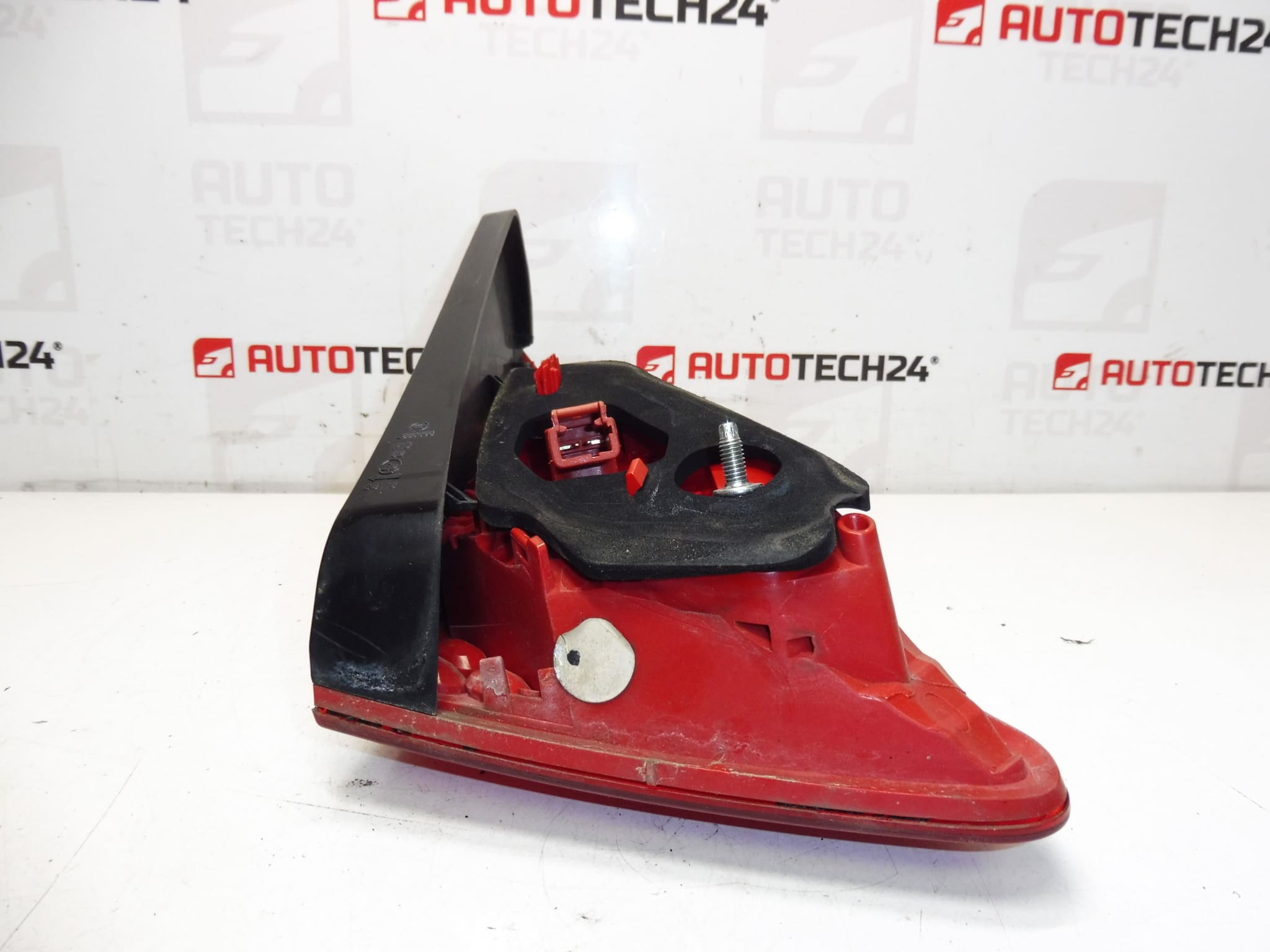 Peugeot 3008 poklopac stražnje desno prednje svjetlo 9683460980 6351HE - Slika 2