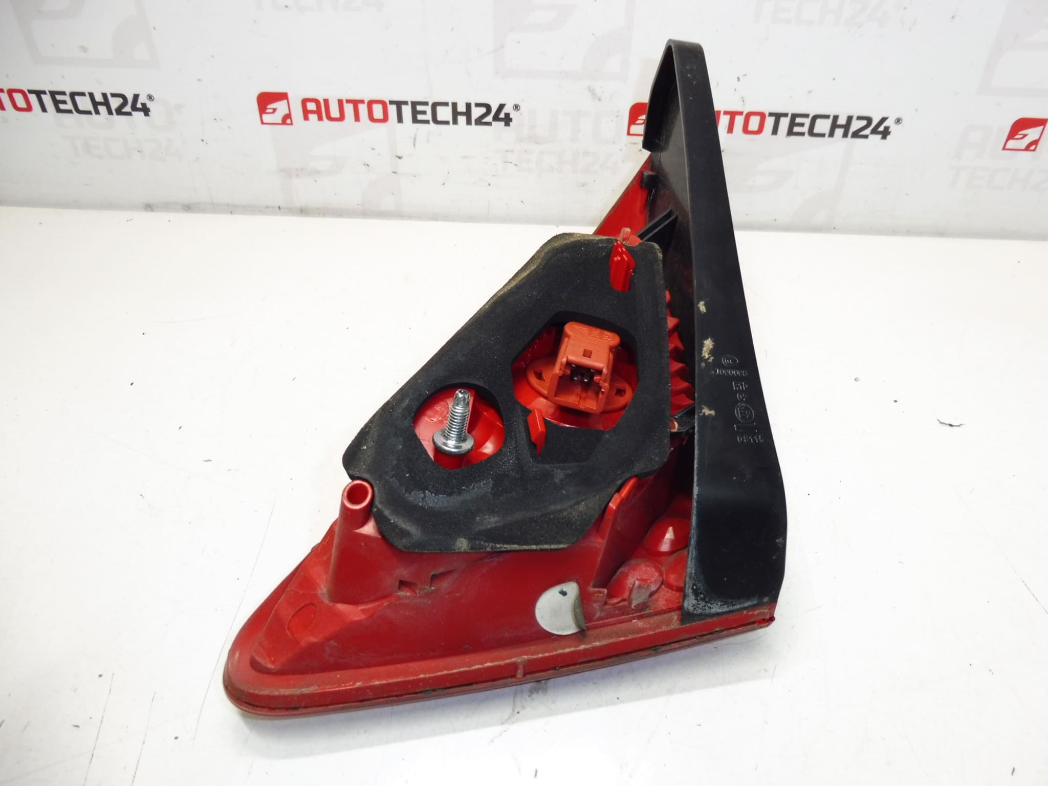 Peugeot 3008 poklopac stražnje lijevo prednje svjetlo 9683461080 6350HE - Slika 2