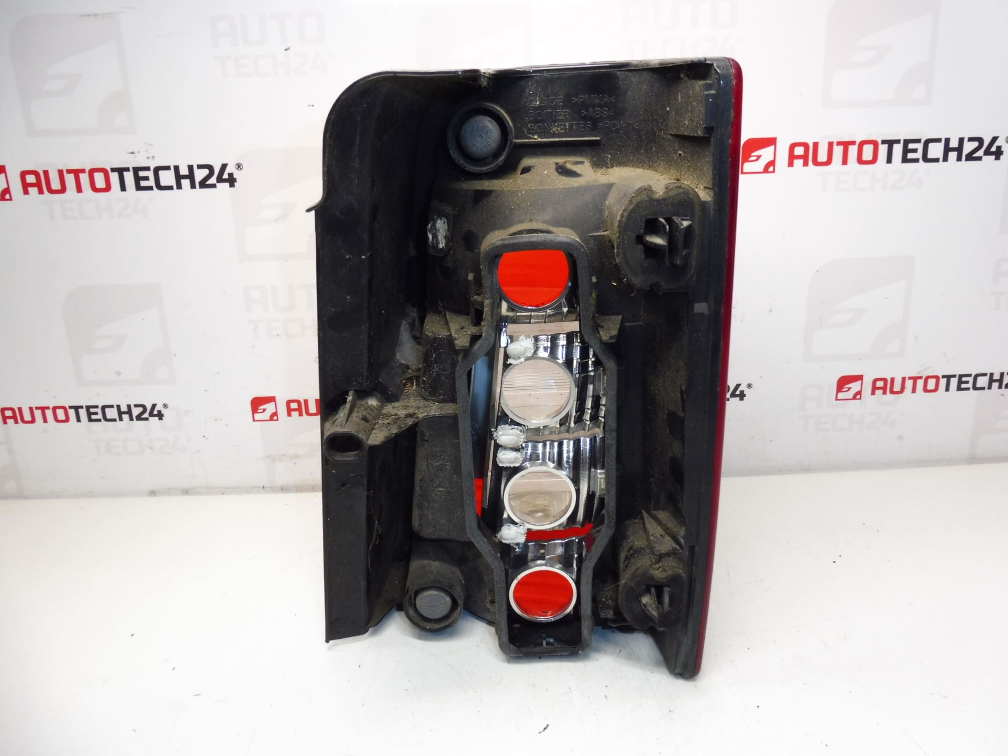 Stražnje lijevo svjetlo Citroën Peugeot 6350Z0 6350CX - Slika 2