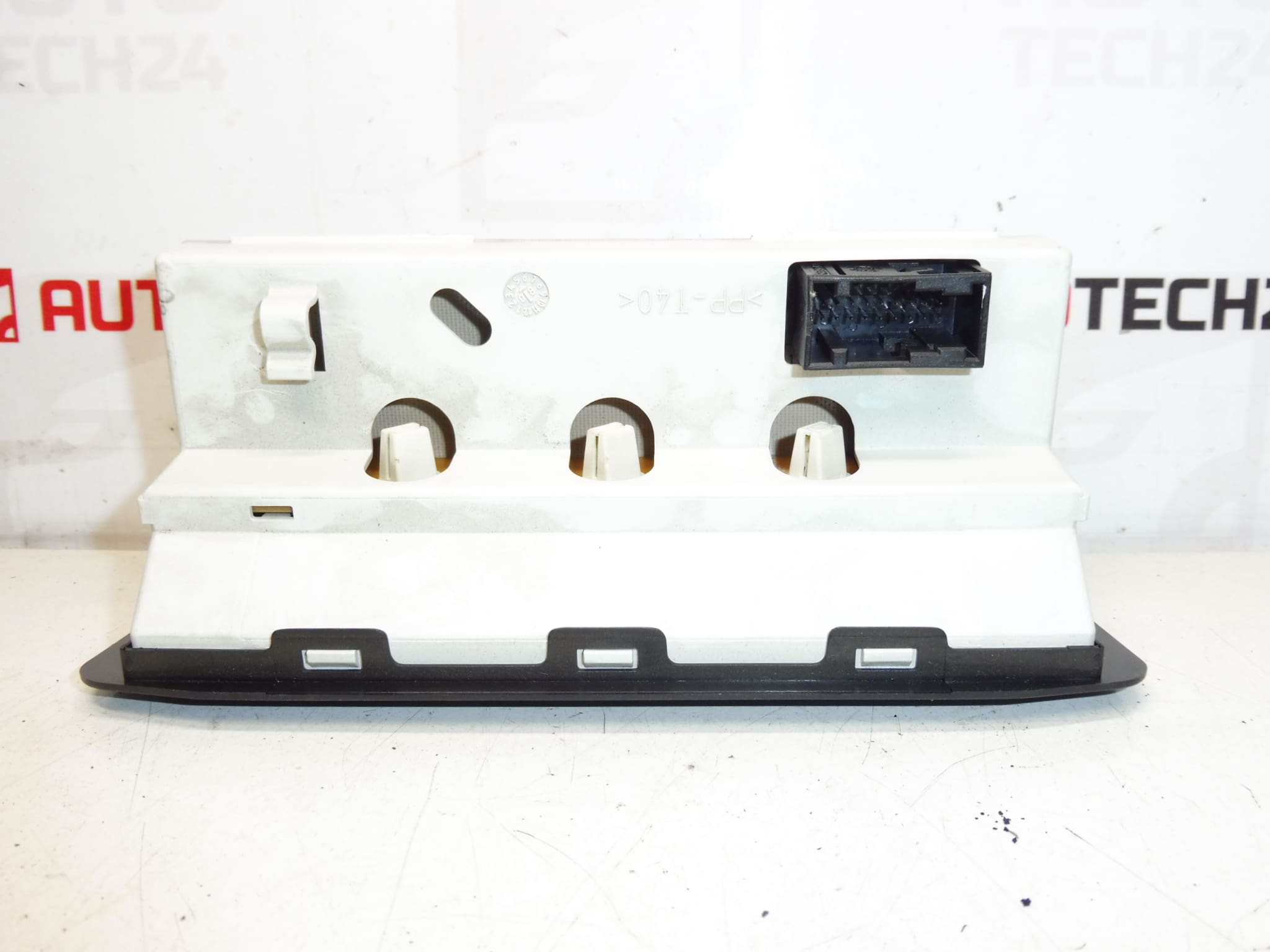 Zaslon Peugeot 206 96653977XT G00 6155GR - Slika 2