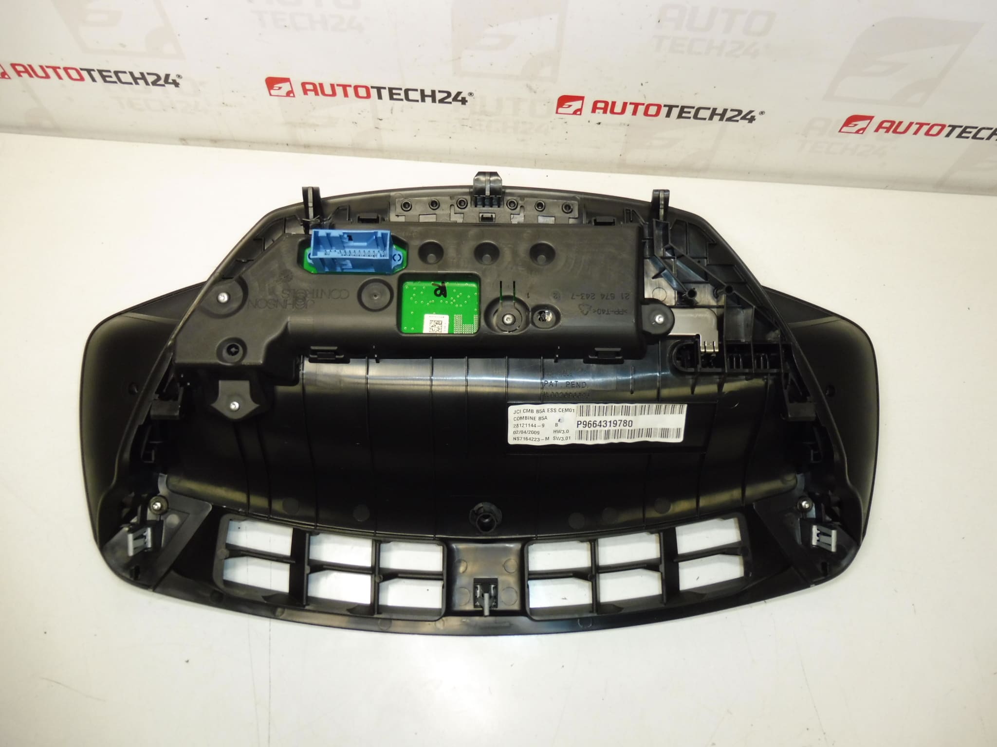 Alarmi brzinomjera Citroën C4 115000 km 9664319780 6103A9 - Slika 2