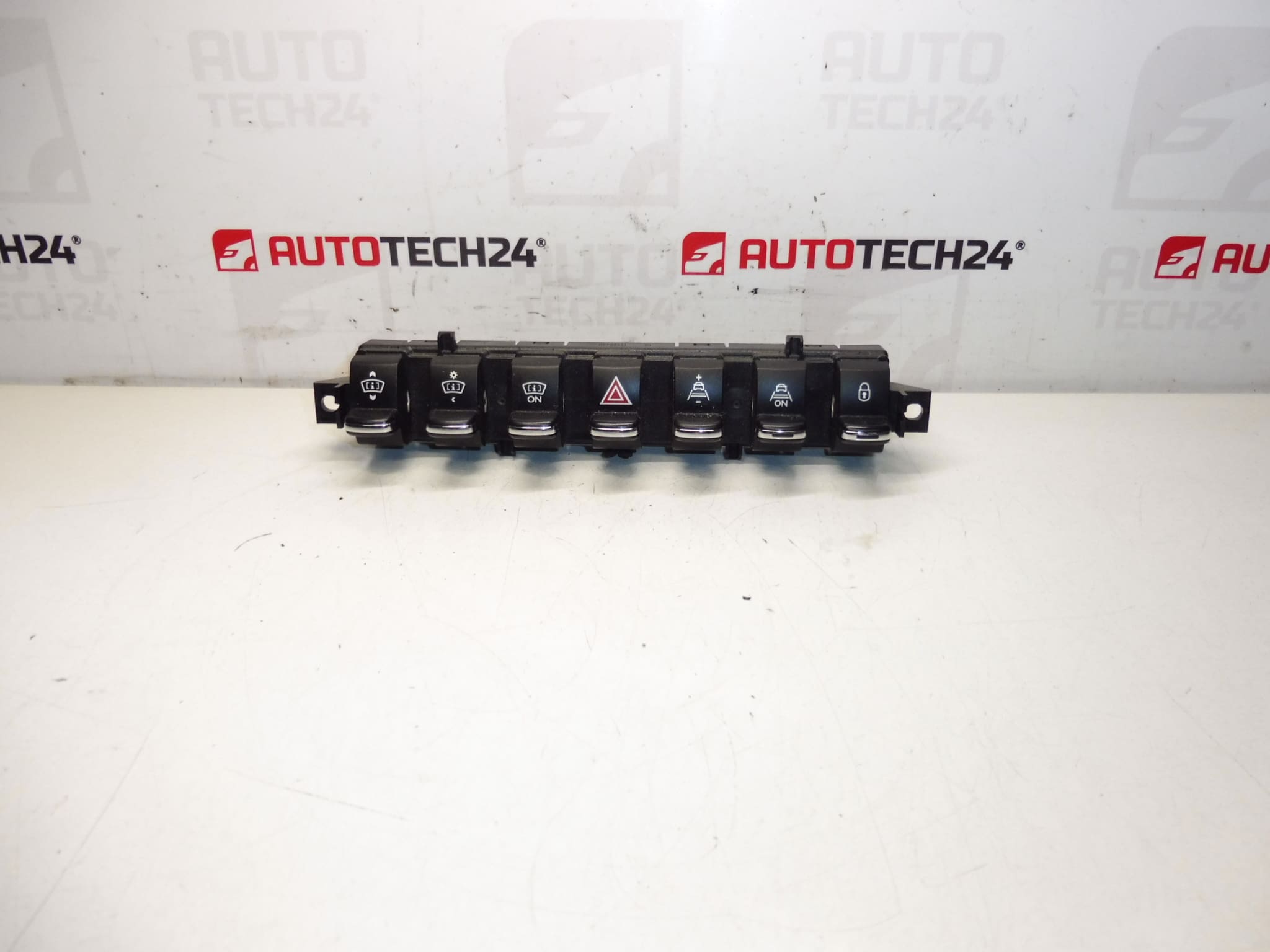 Peugeot 3008 5008 blok kontrolera 96638425XT 96656490ZD 6490V7