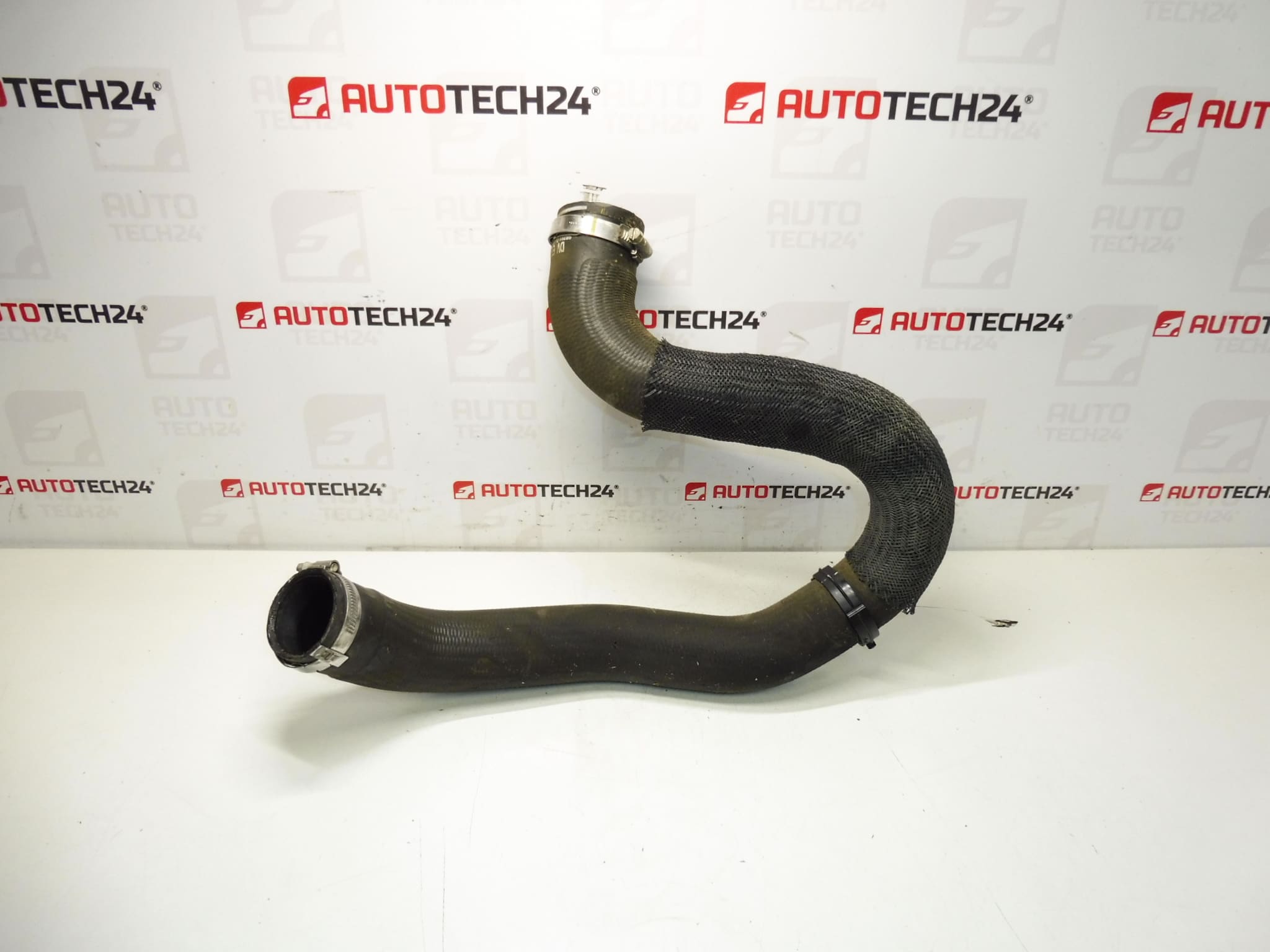 Zračni priključak 1.5 HDI Citroën Peugeot 9820100780