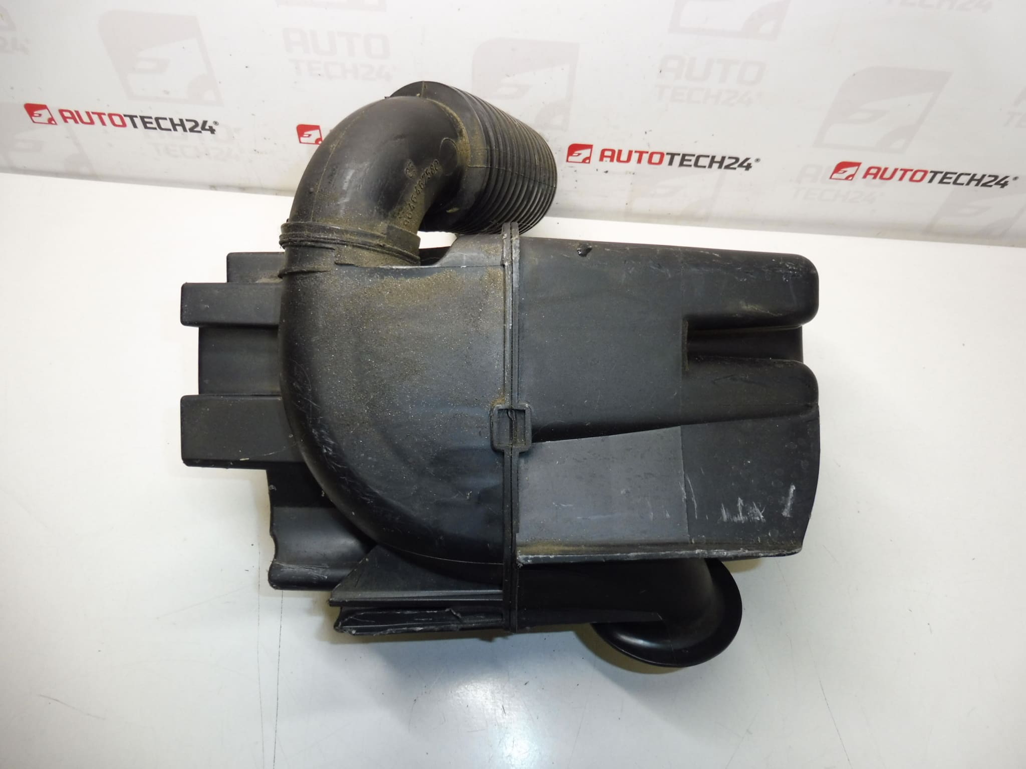 Zračni rezonator Citroën Peugeot 144050 - Slika 2