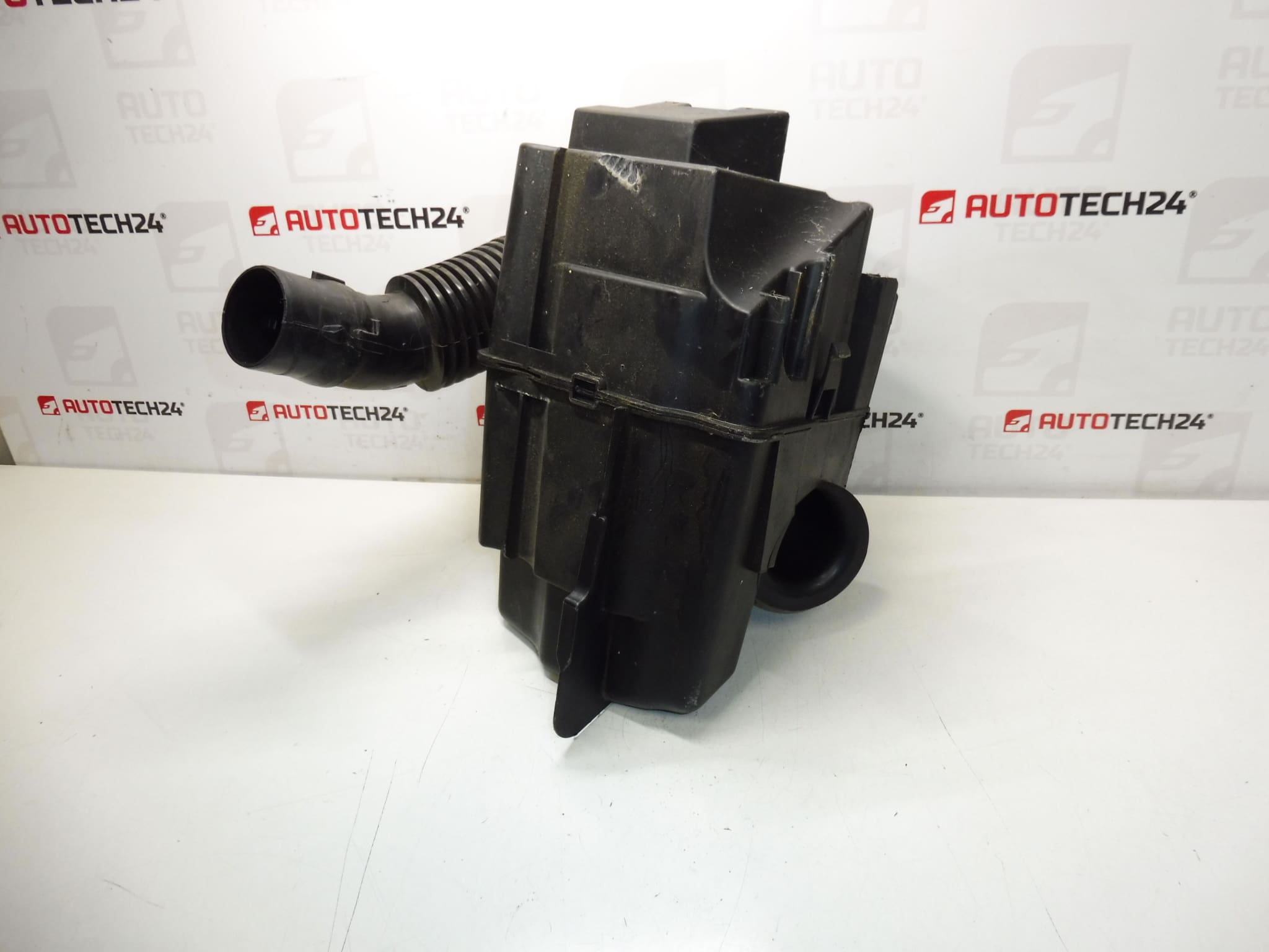 Zračni rezonator Citroën Peugeot 144050