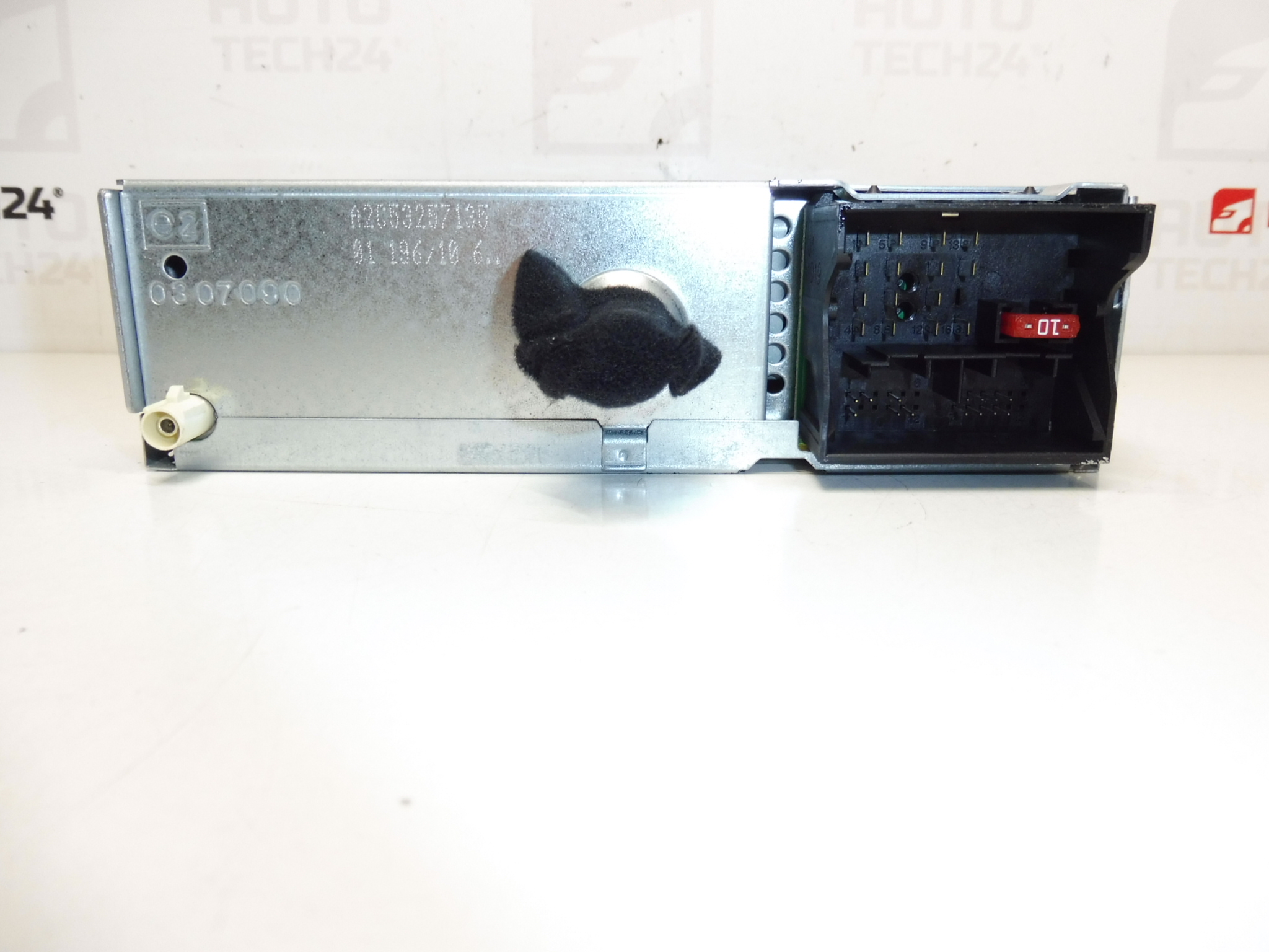 CD auto radio Continental RD4N1M-03 Citroën Peugeot 96662669XT