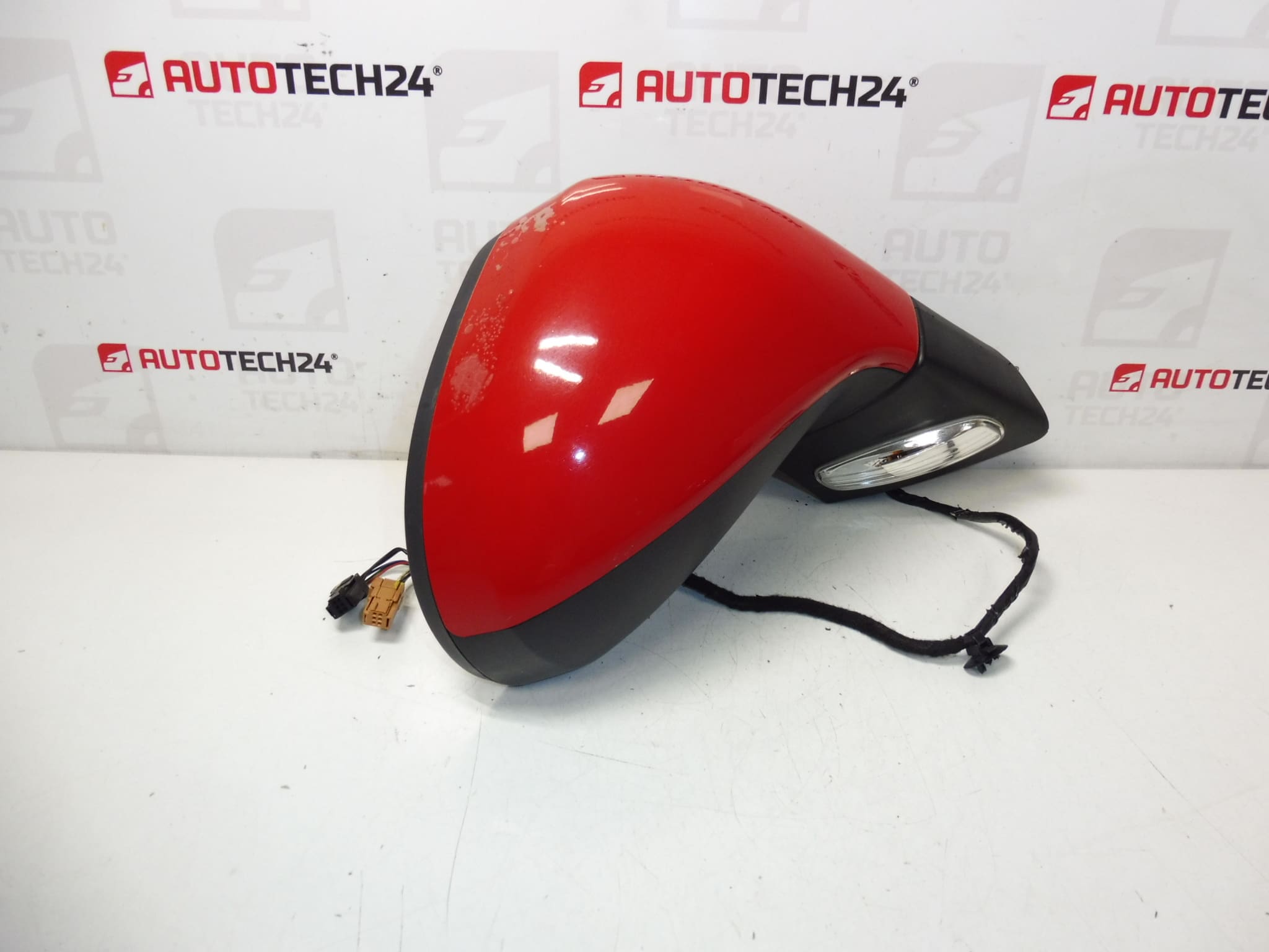 Ogledalo desno Peugeot 207 KKN 96806501XT 8149ZH