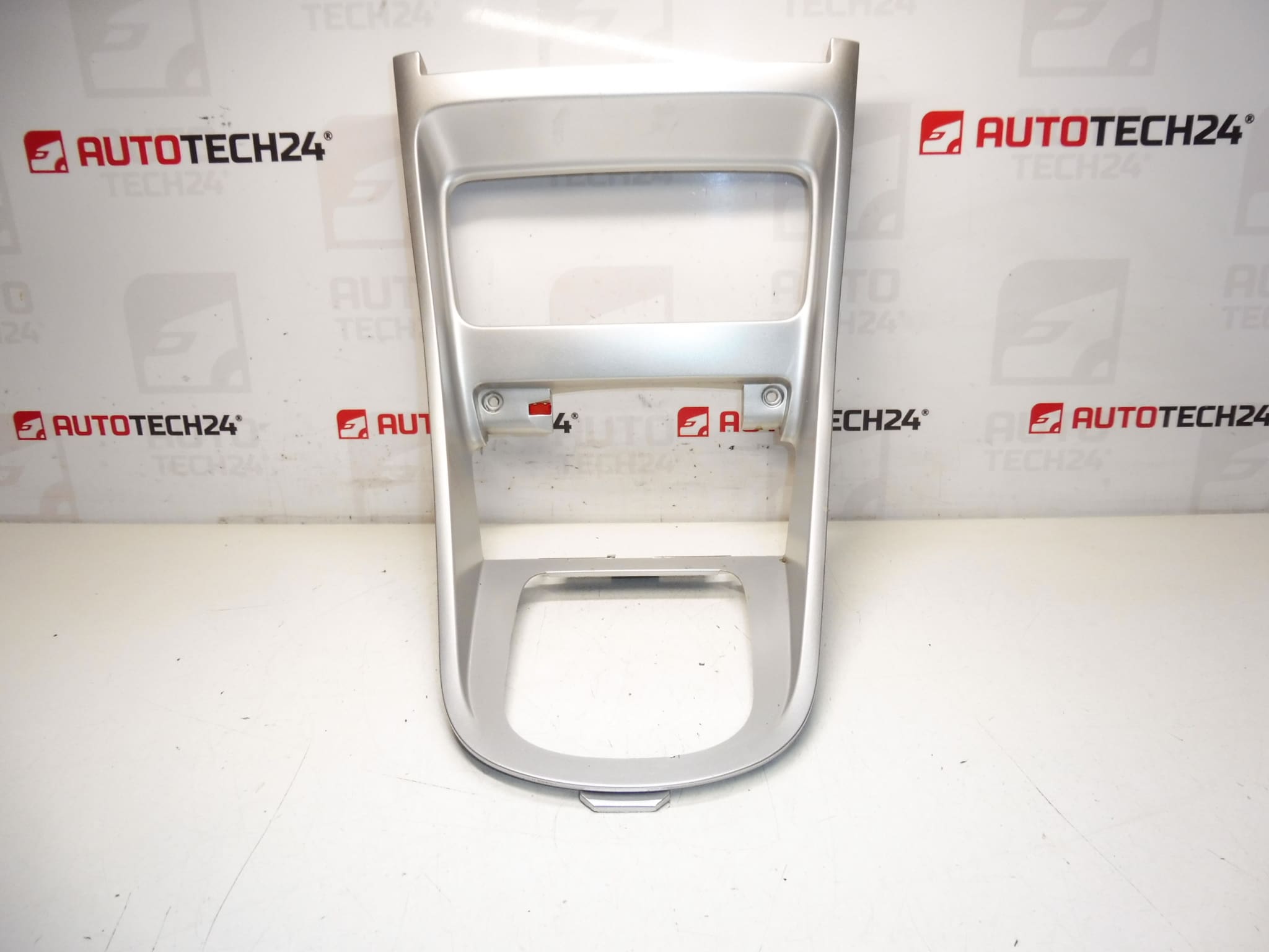 Peugeot 307 Nadzorna ploča 9651943877 8211HT