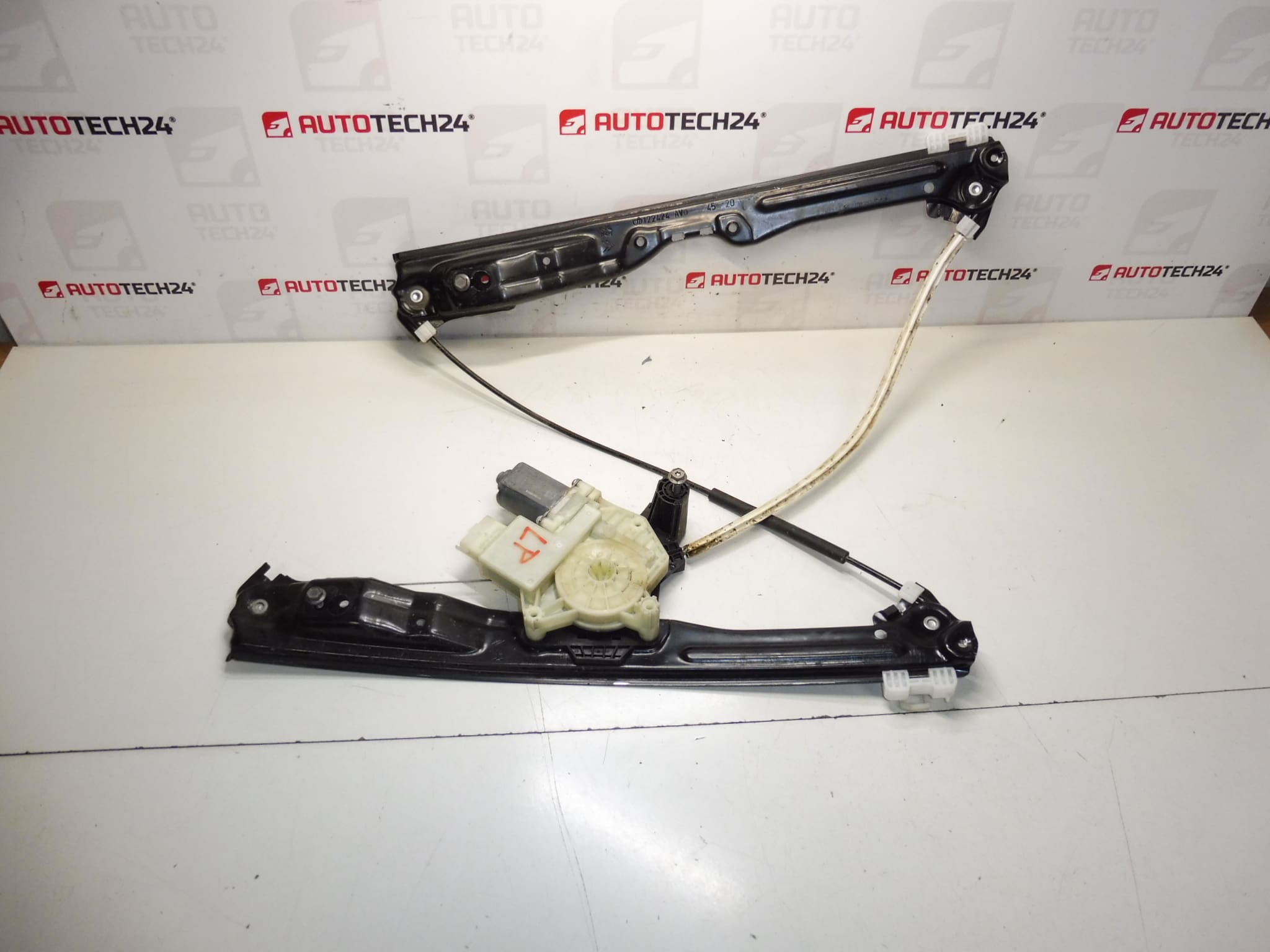 Peugeot 308 T9 mehanizam za povlačenje prozora vozača 9816273280