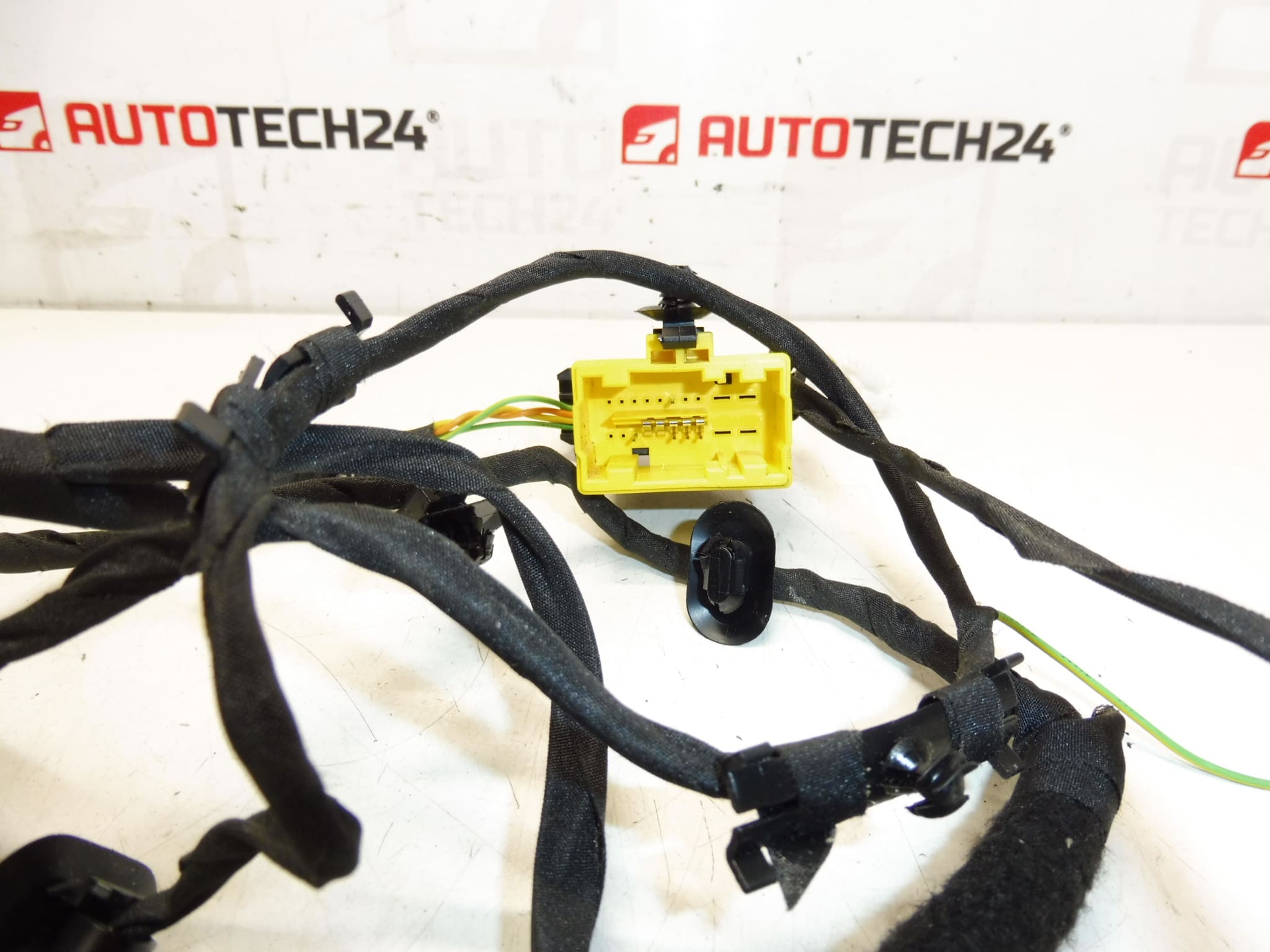 Peugeot 308 T9 pojas za vozačevo sjedalo 1610829680 - Slika 2