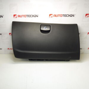 Peugeot 407 8226J0 poklopac