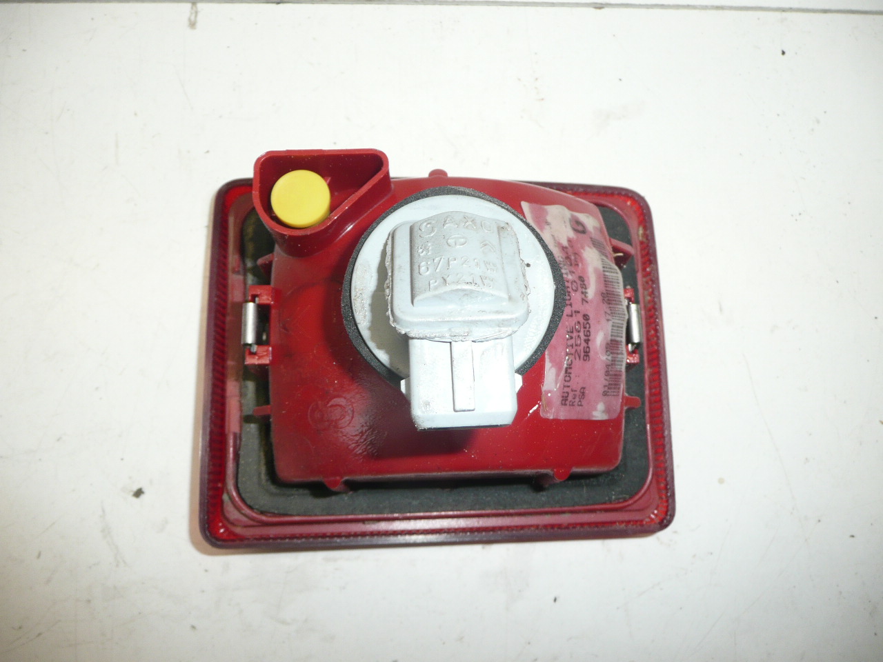 Stražnje lijevo svjetlo za maglu Peugeot 407 SW 9646507480 6350T4