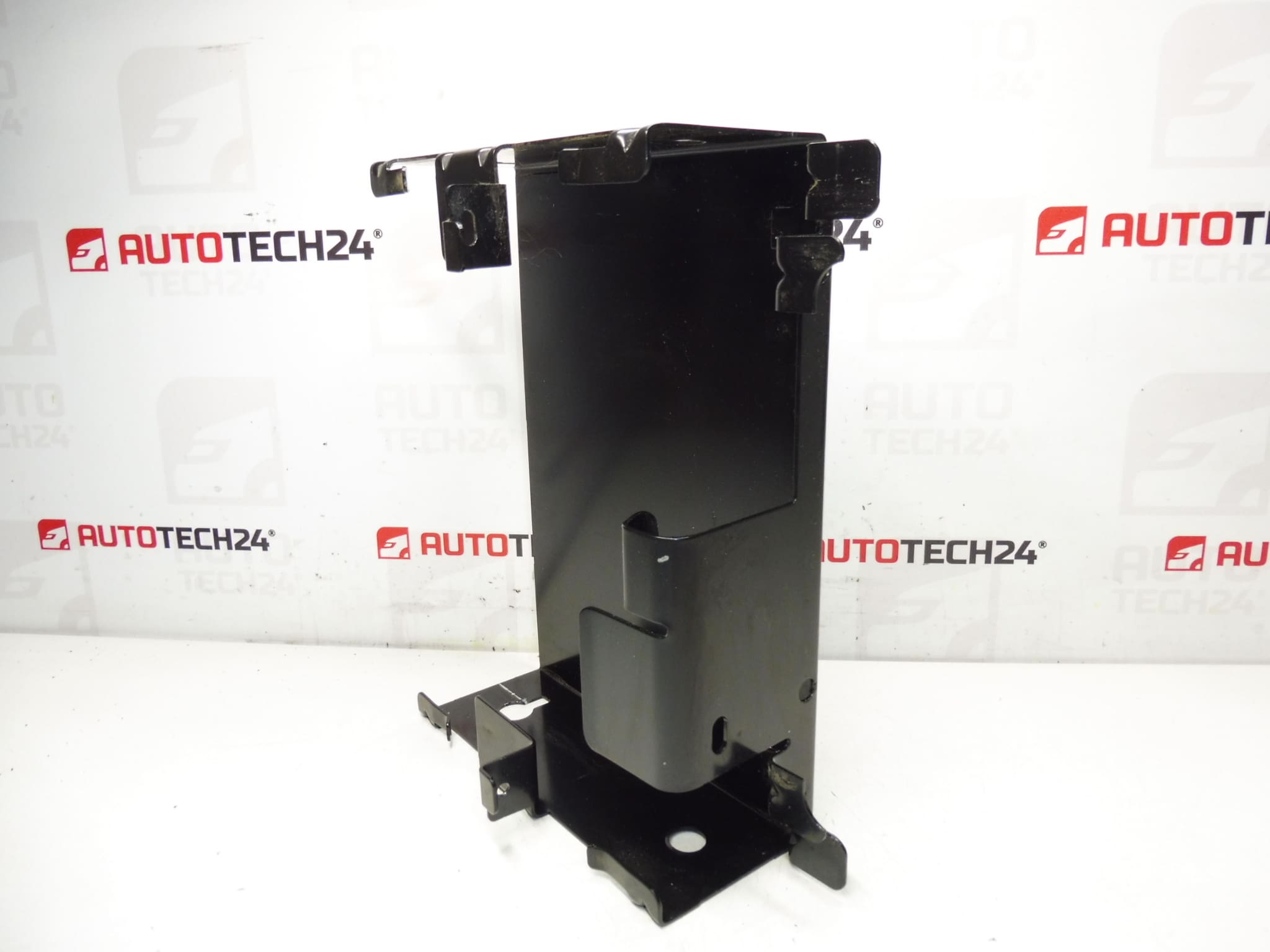 Držač CD izmjenjivača Clarion Citroën C5 6560Q4 - Slika 2