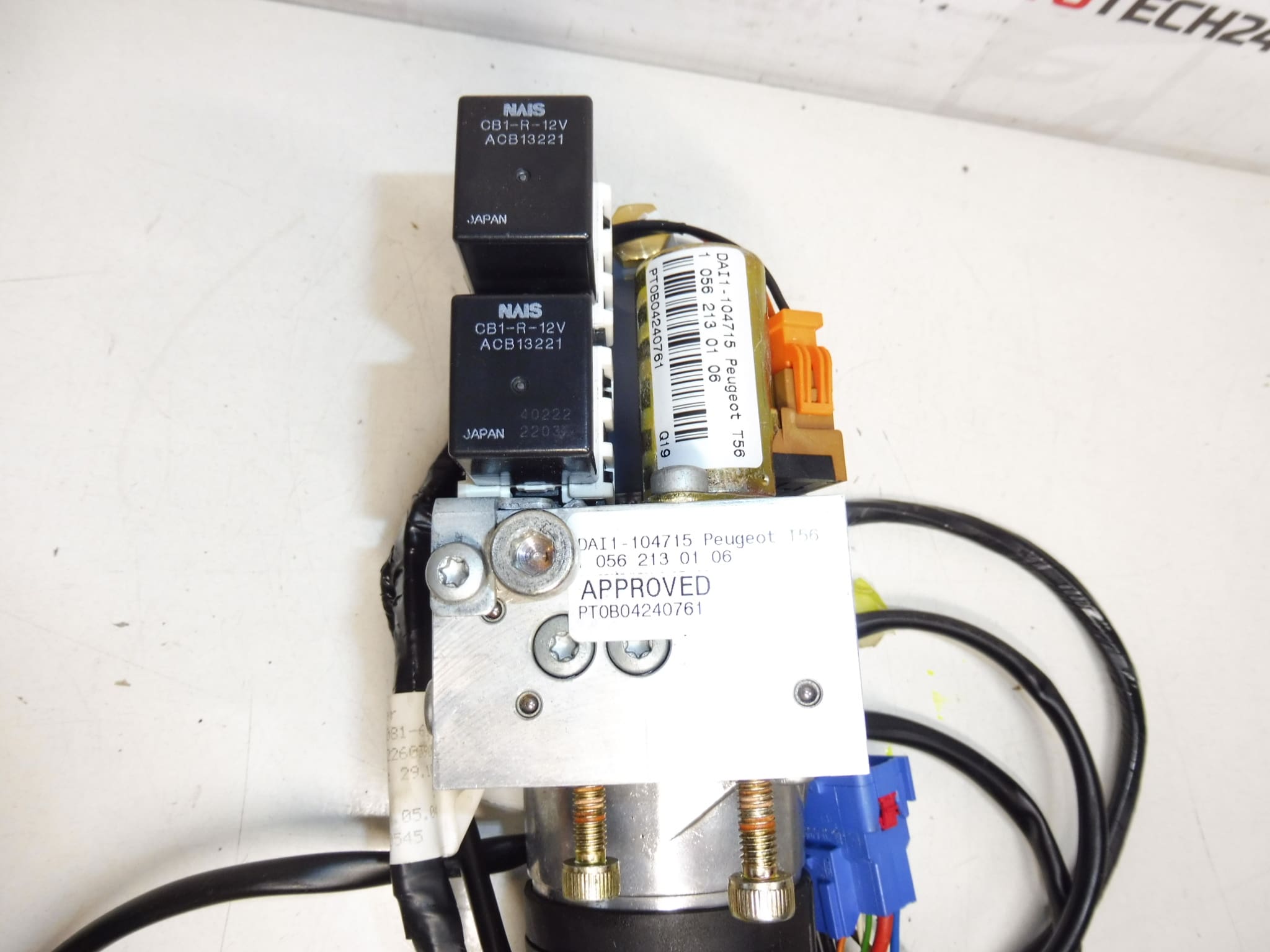 Pumpa za uvlačenje krova Peugeot 307 CC 8446S4 - Slika 2