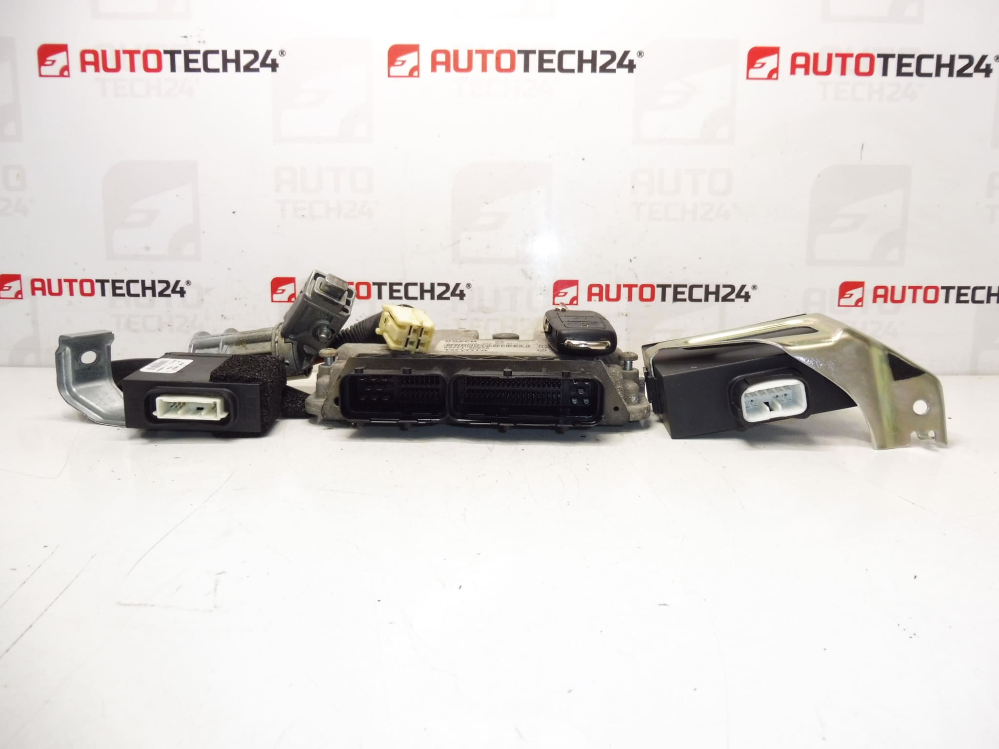 Imobilizator (Imo) + ECU + čip Citroën C1 Peugeot 107 1.0 1KR Euro 4 - Slika 2