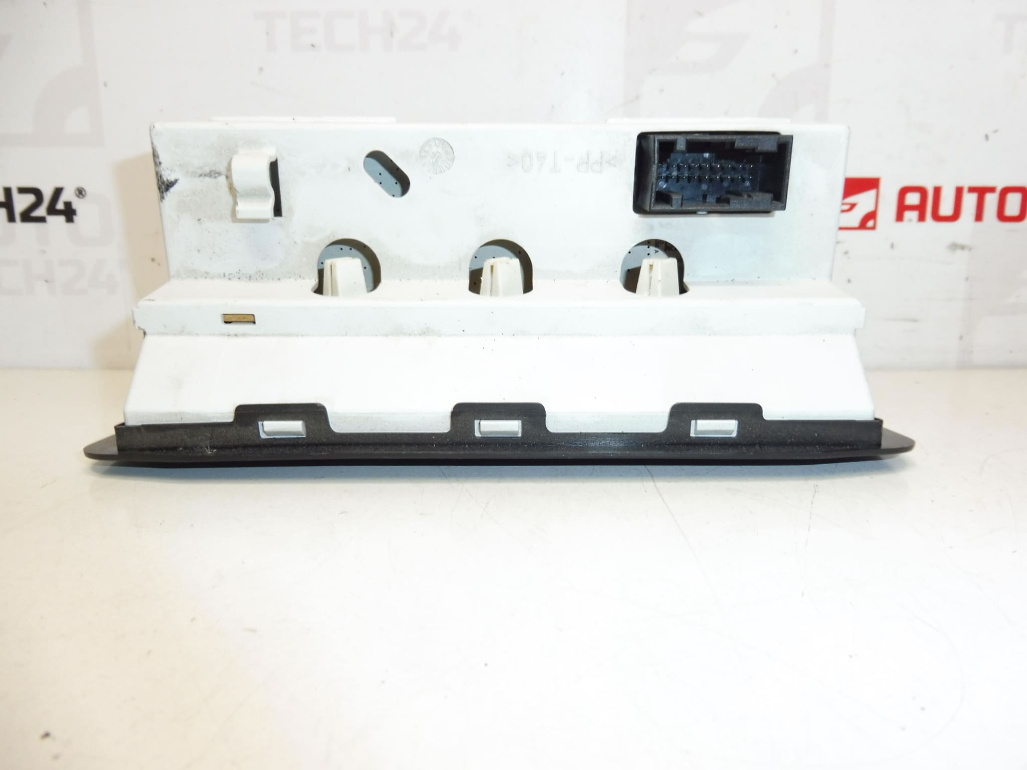 Zaslon Peugeot 206 9650242977 C00 6563HV - Slika 2