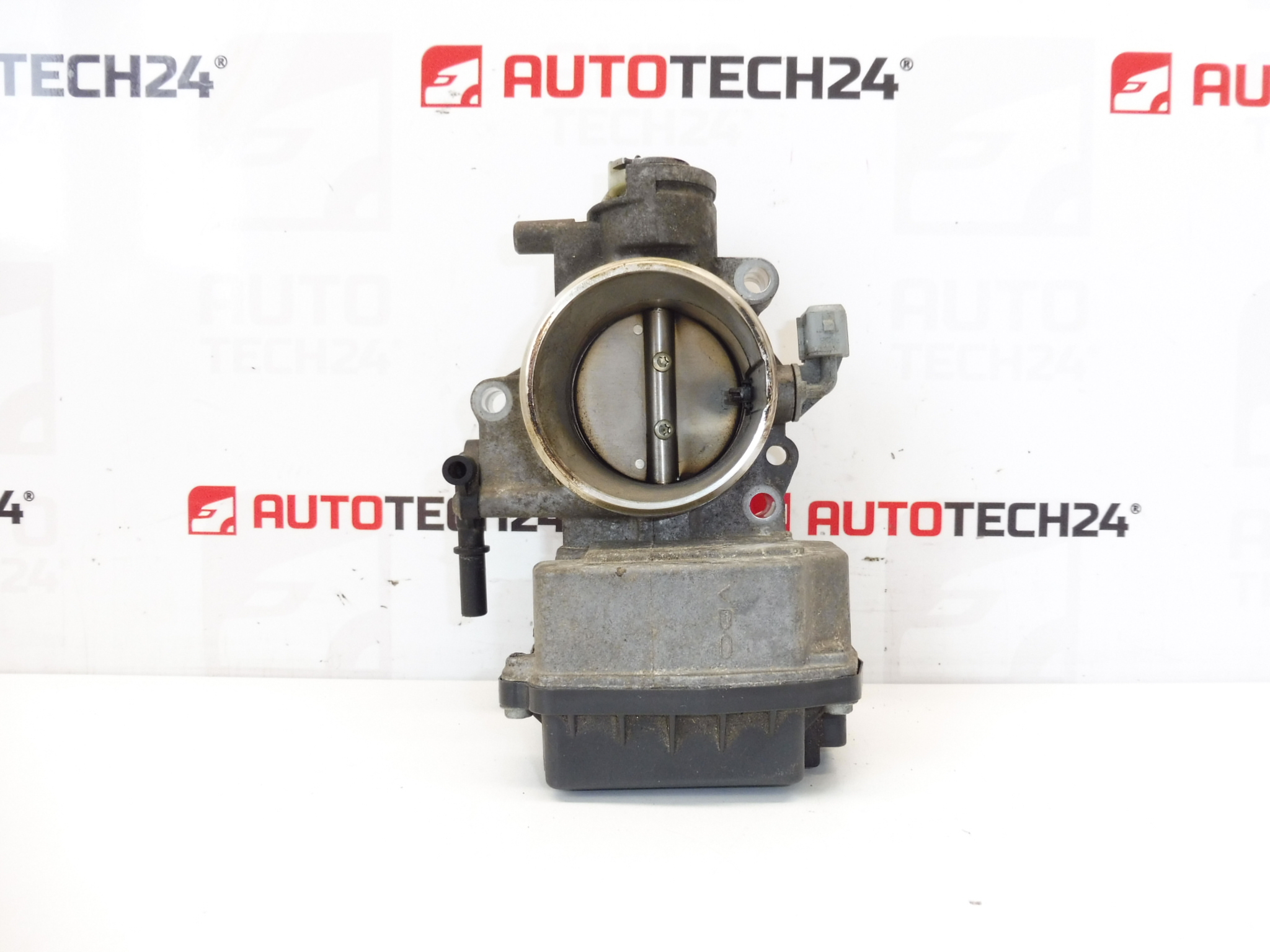 Tijelo leptira gasa Citroën Peugeot 9652682880 1635W8