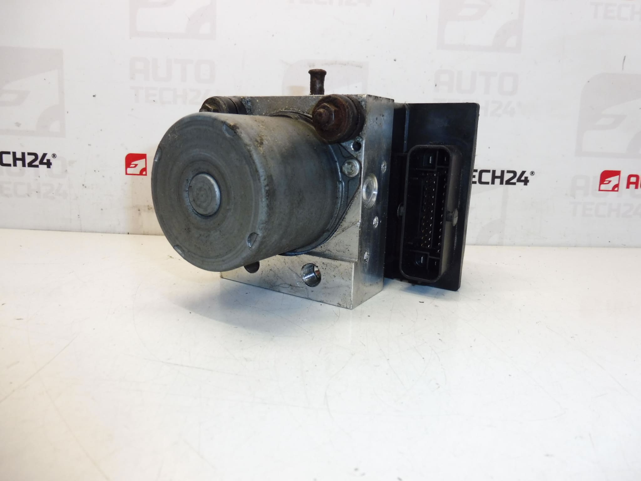 ABS ESP pumpa Bosch Citroën Peugeot 9665106680 0265950962