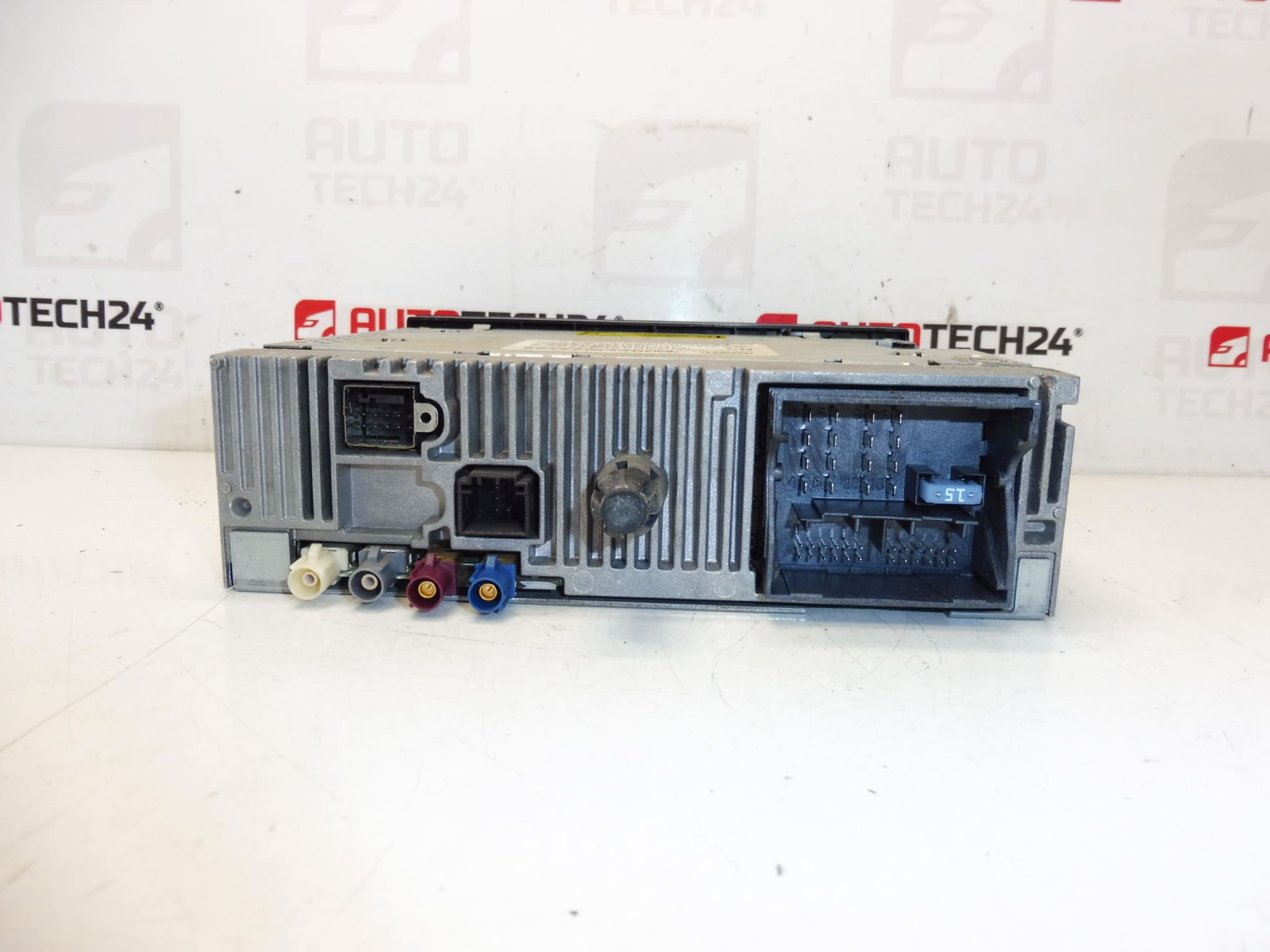 Autoradio Peugeot 307 RT3 T6-N3 96640238XT 6574CK - Slika 2