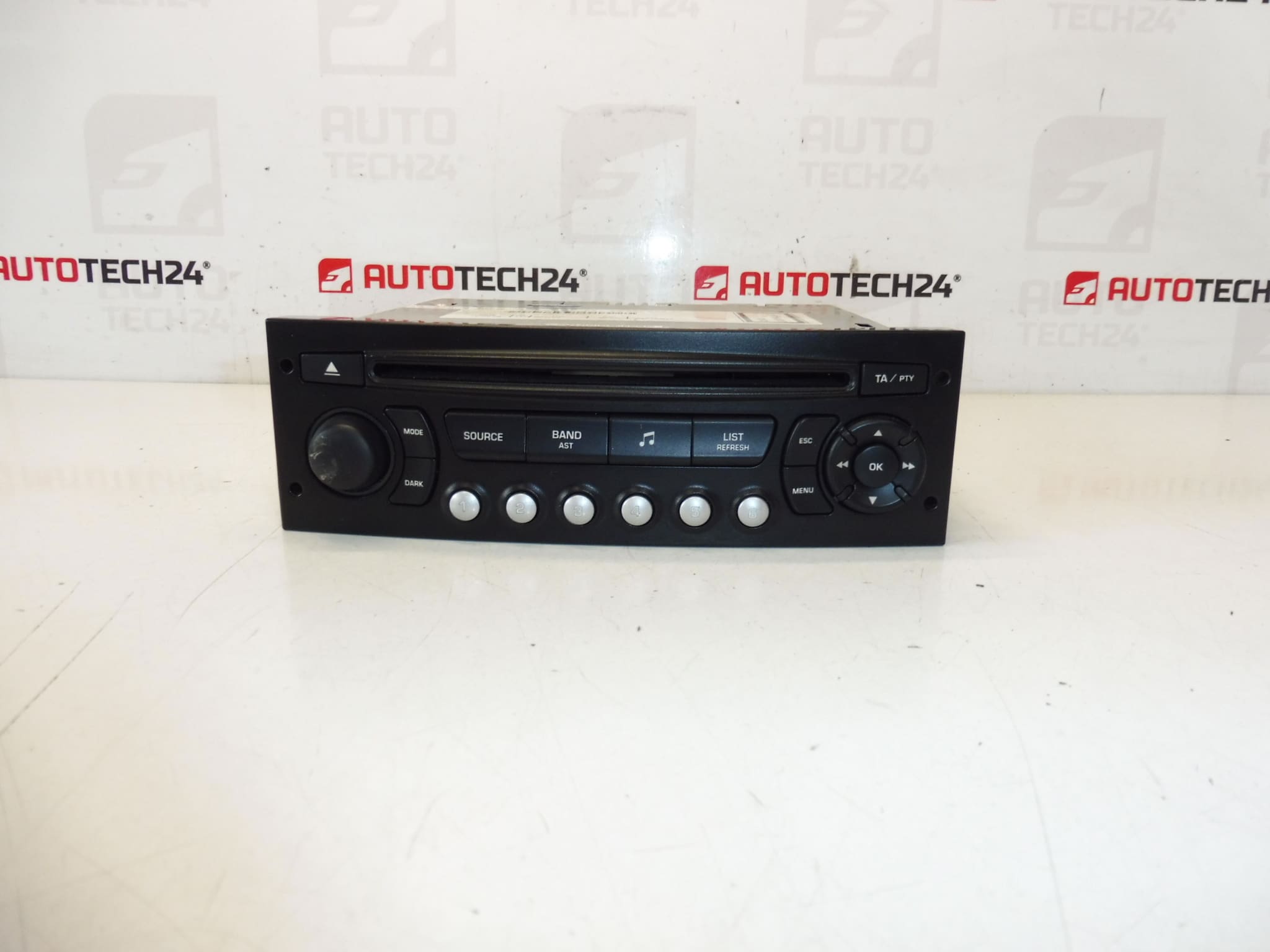 Auto radio RD4 N1-02 CD Citroën Peugeot 9664769677
