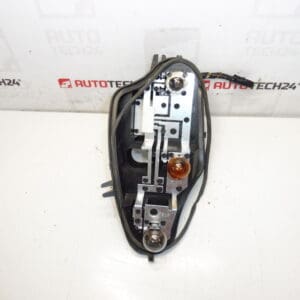Blatobran baze stražnjeg svjetla desno Citroën C3 II 6351KQ