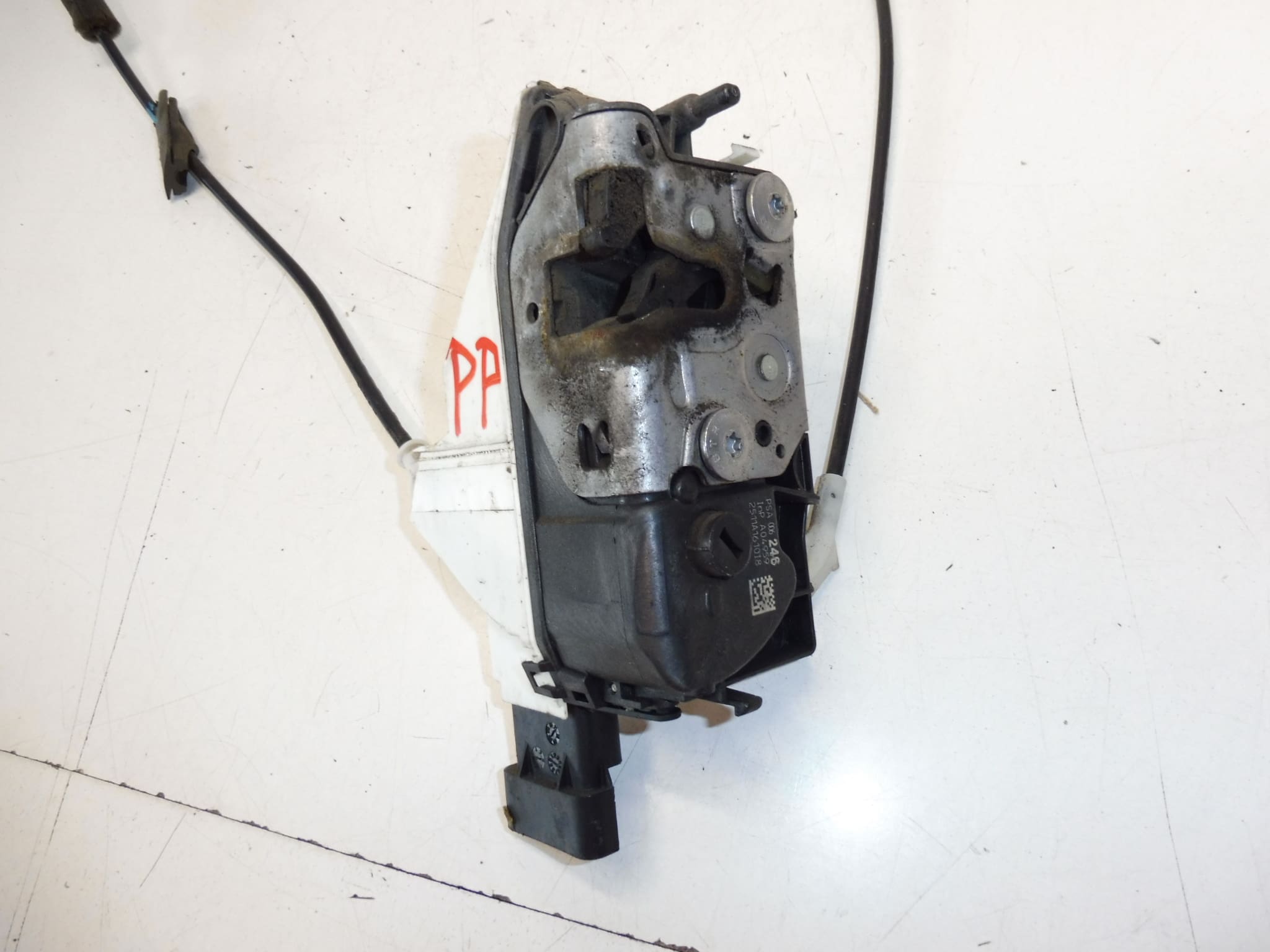 Brava na suvozačevim vratima Citroën C3 II A51 9800624680 - Slika 2