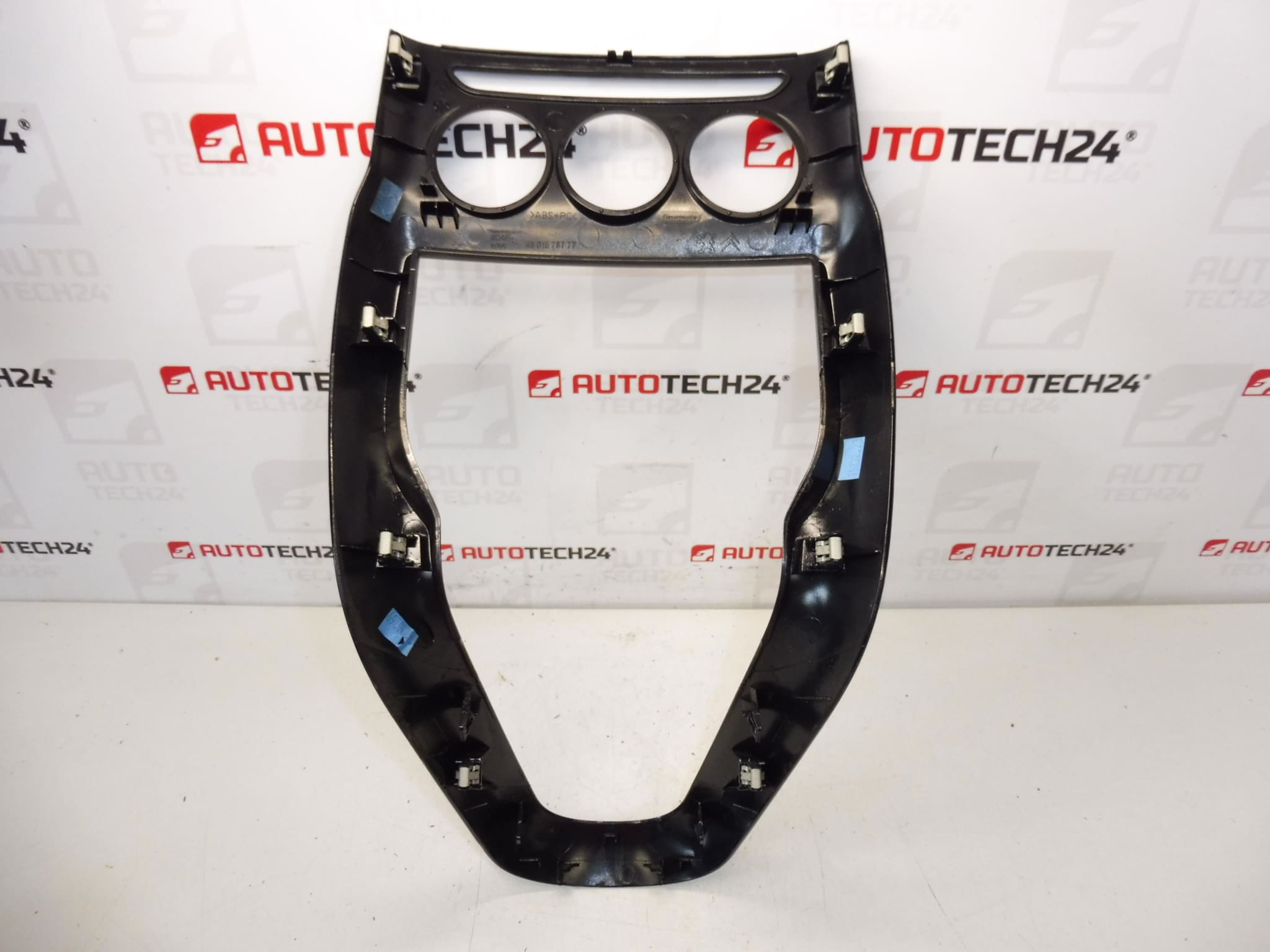 Središnji panel instrumentne ploče Citroën C3 II A51 9801578777 - Slika 2