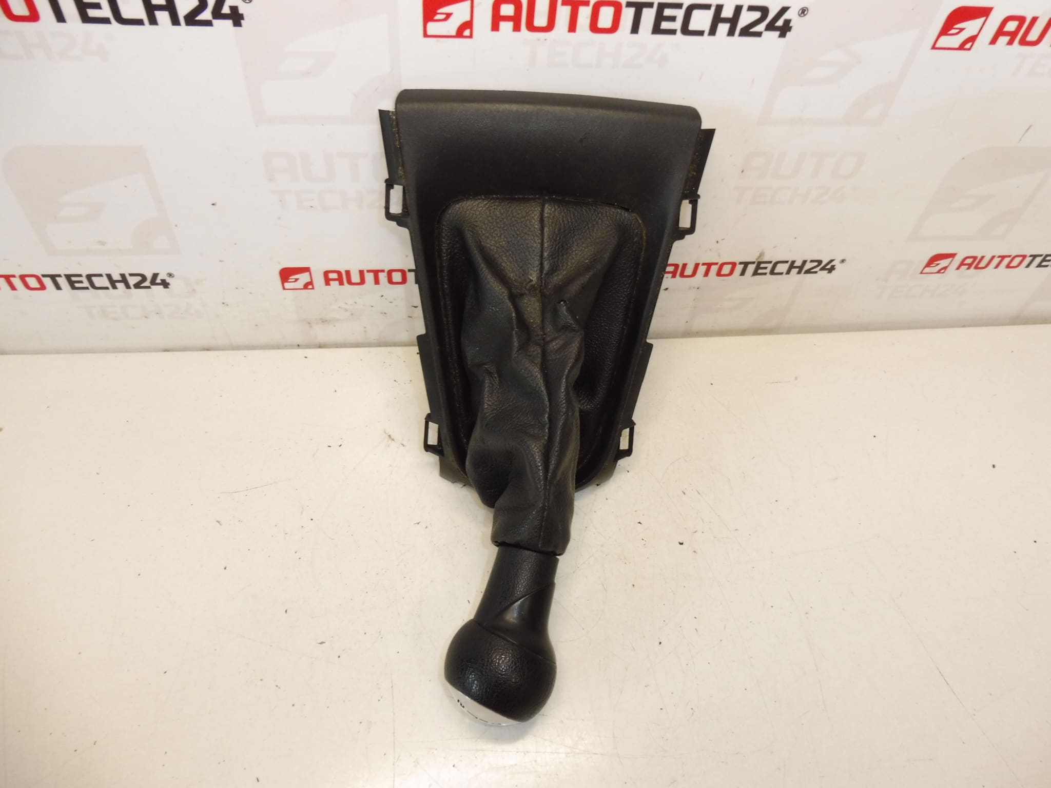 Glava ručice mjenjača Citroën C3 DS3 Peugeot 2403CL 7591CC - Slika 2