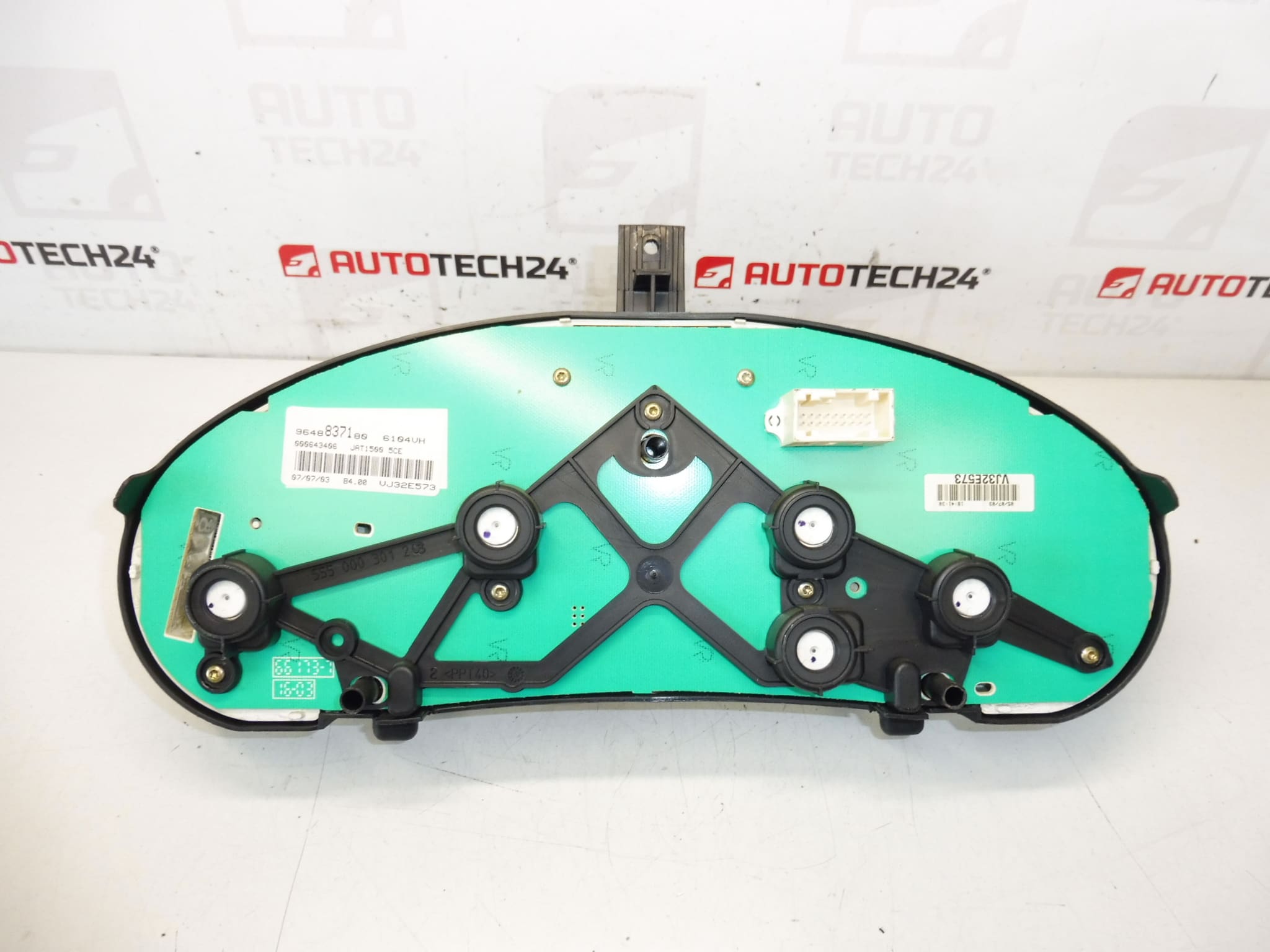 Tachometar i instrumenti Peugeot 206 9648837180 6106FP - Slika 2