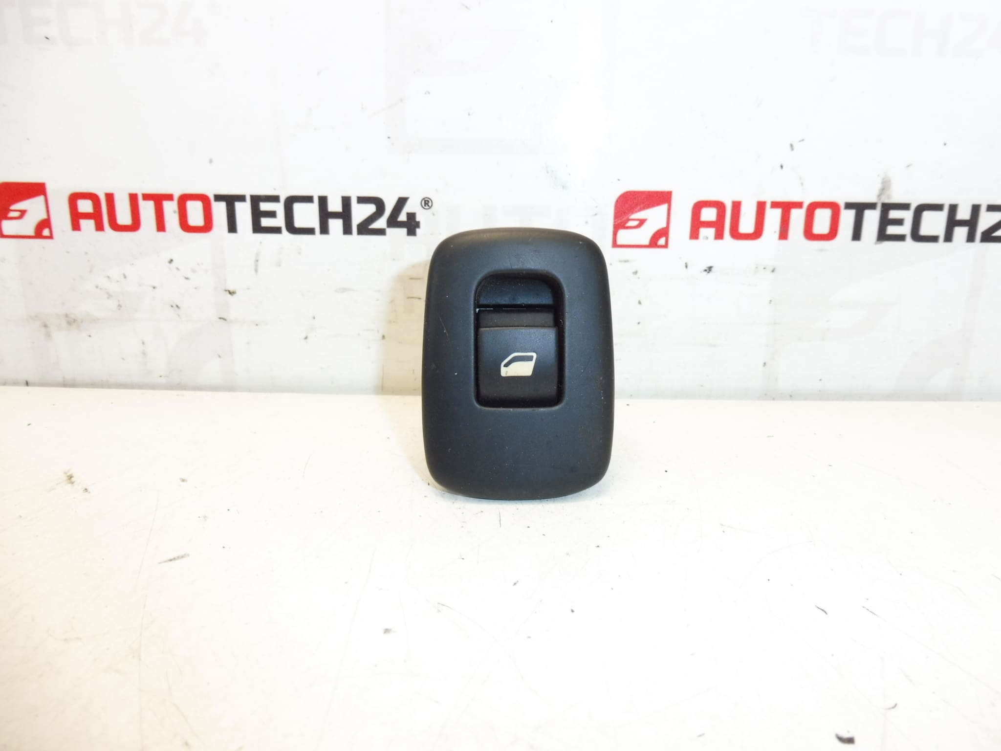 Podizač prozora Citroën C3 II (A51) 96637535XT 6490CJ