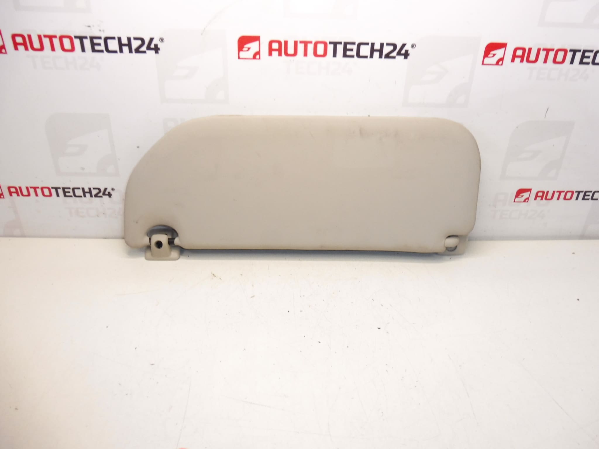 Štitnik za suvozač Citroën C3 A51 8163HV 16121658BJ