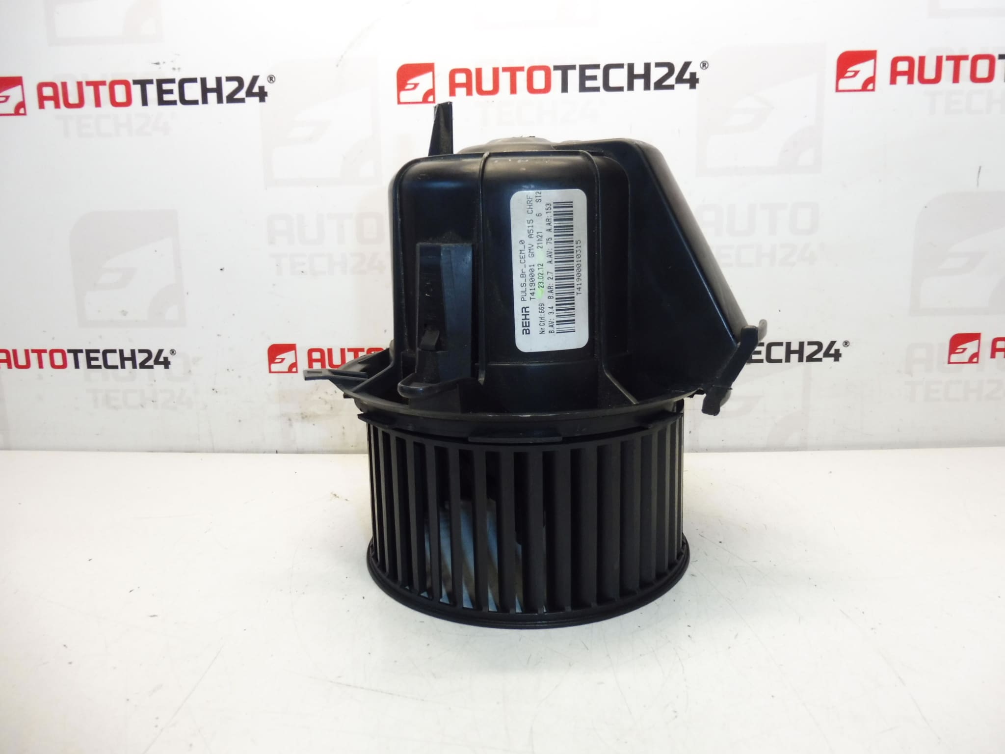 Ventilator grijača Valeo Citroën Peugeot T4190001 6441CR