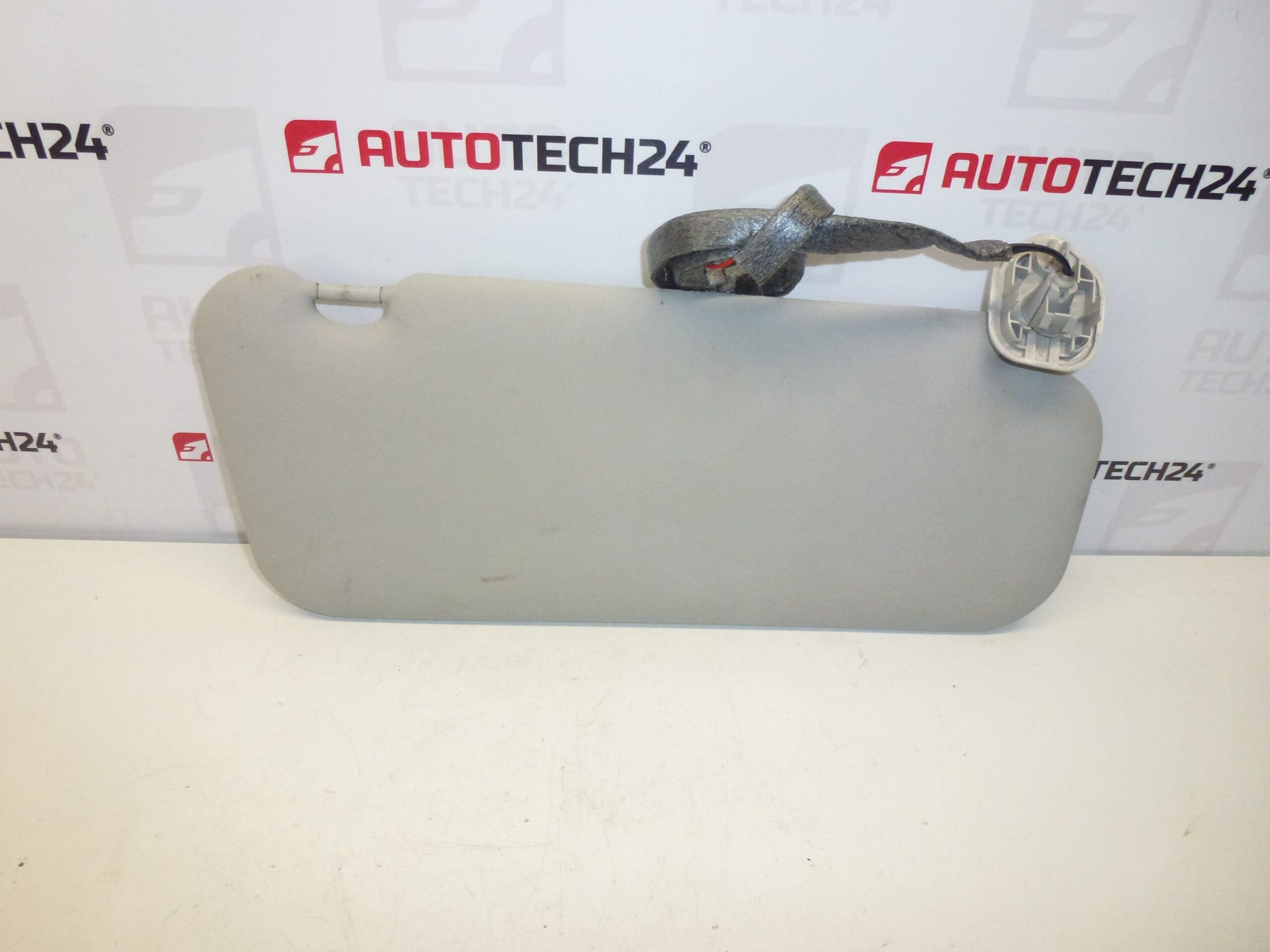 Lijevi sunčani vizir Citroën Peugeot 8143GC