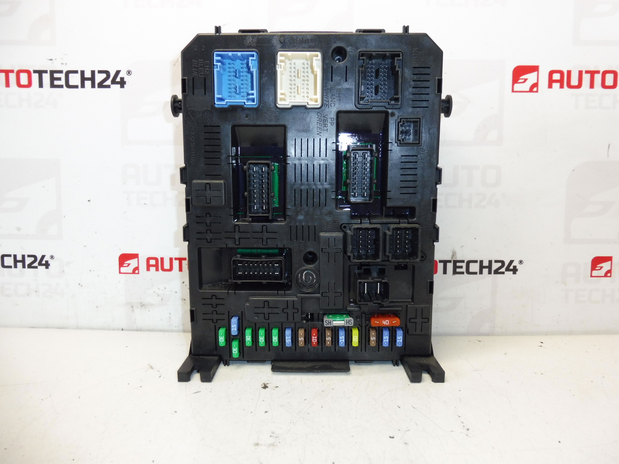BSI04EV K04-00 upravljačka jedinica BSI za Citroën i Peugeot 9678477180 1613316380 1663366080
