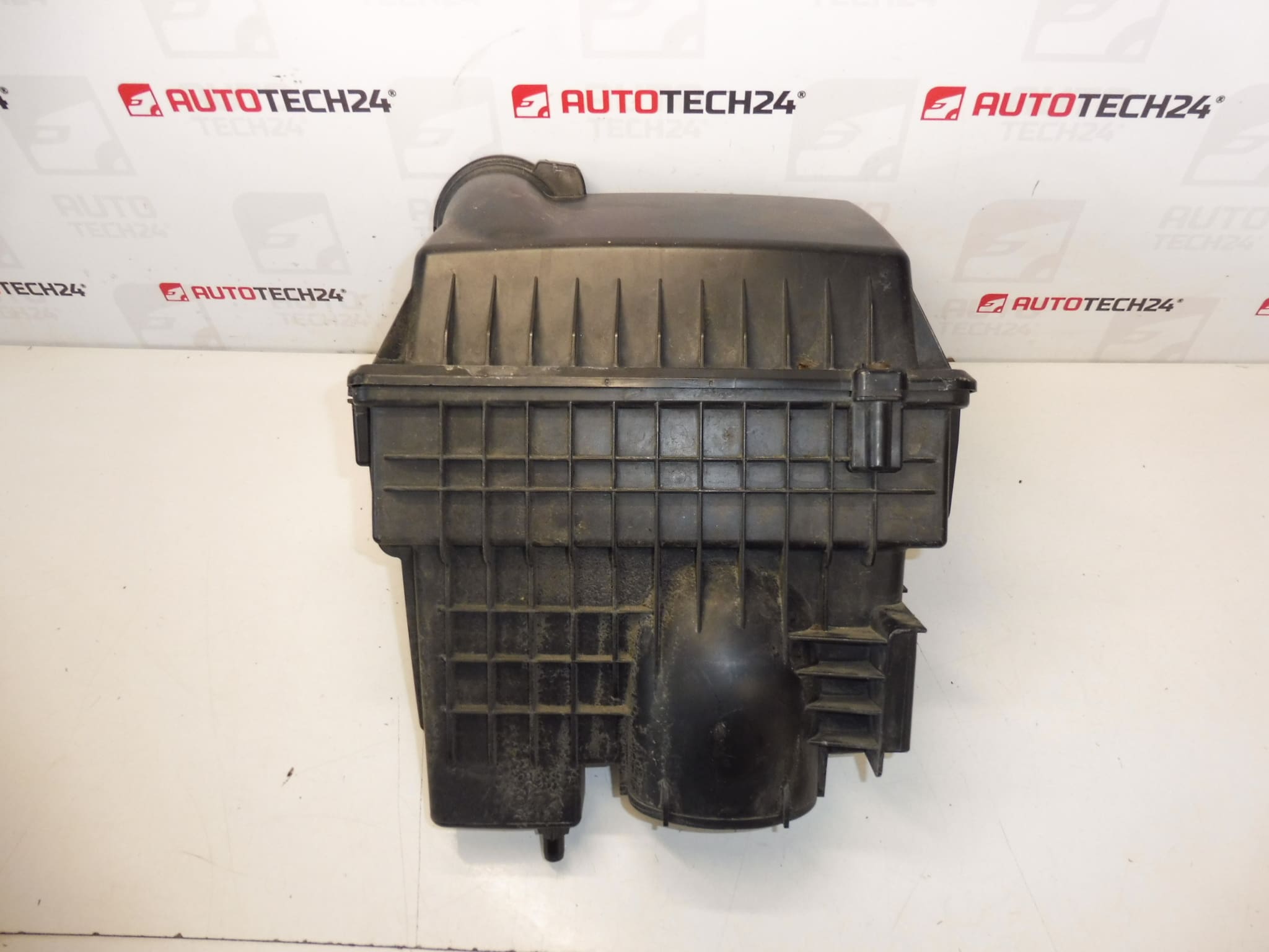 Kutija filtera Citroën Peugeot 2.0 HDI 9653388980 1420Q2