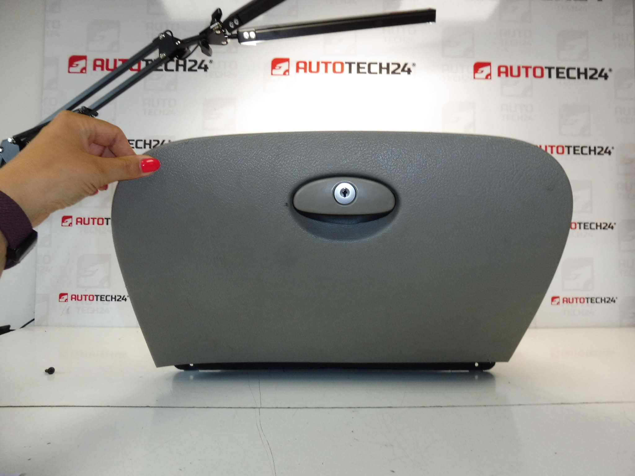 Kutija za odlaganje Citroën C5 9632612977 8220RG